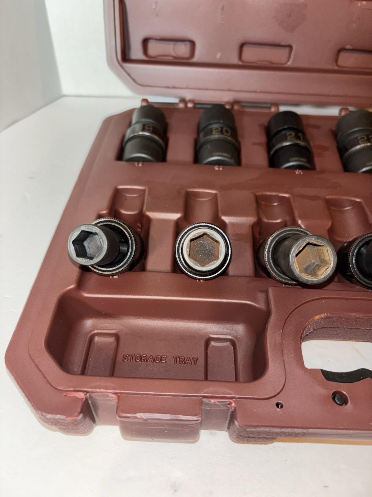 Matco Tools 13 Pc 1/2″ Metric 6 Pt ADV Universal Impact Socket Set – SCUPM136V