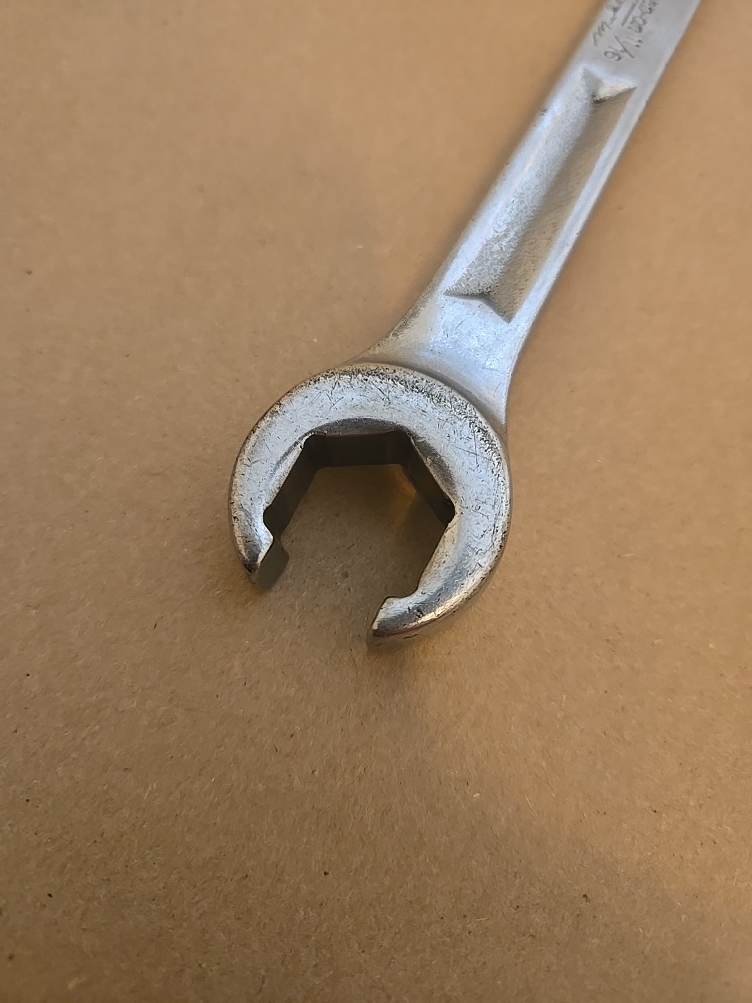 Snap On 5/8″-11/16″ 6PT SAE Chrome Flare Nut End Wrench USA RXH2022S