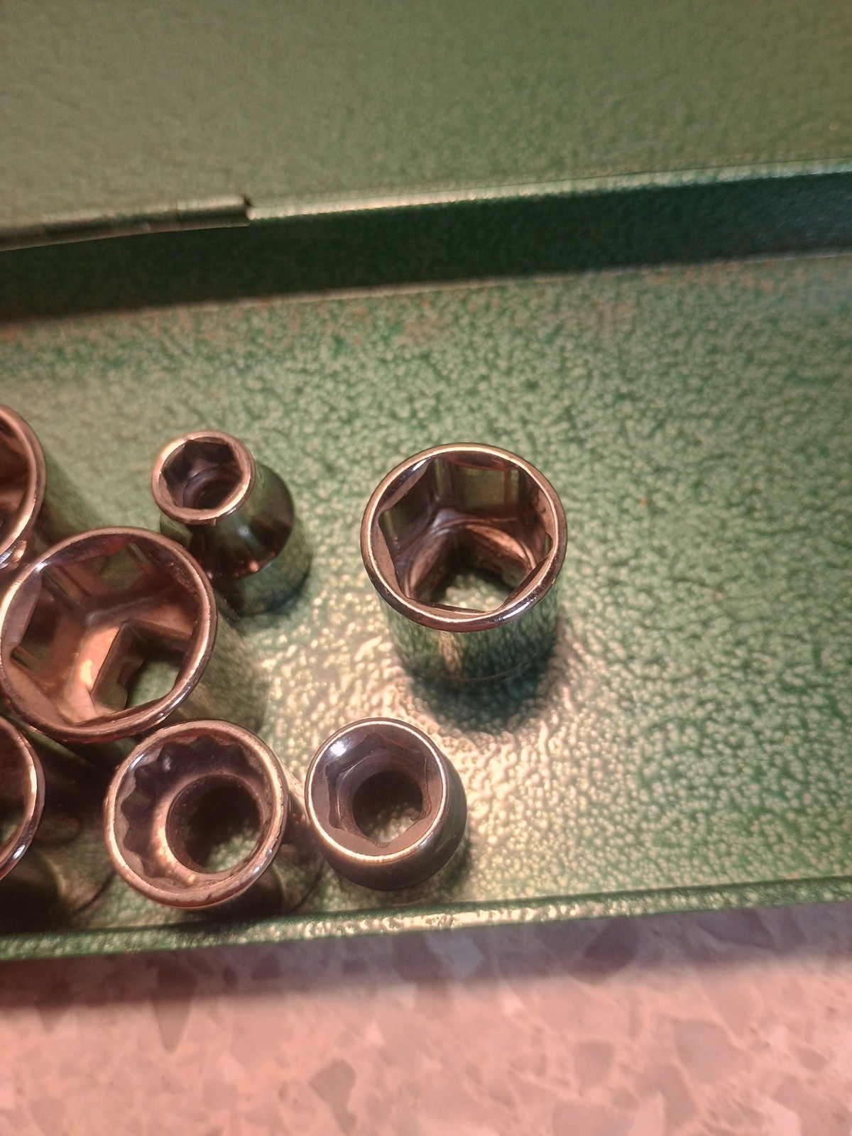 9- CRAFTSMAN 3/8″ DRIVE 6 PT AND 12 PT MIXED SAE SOCKETS- SEE PHOTOS FOR SIZES