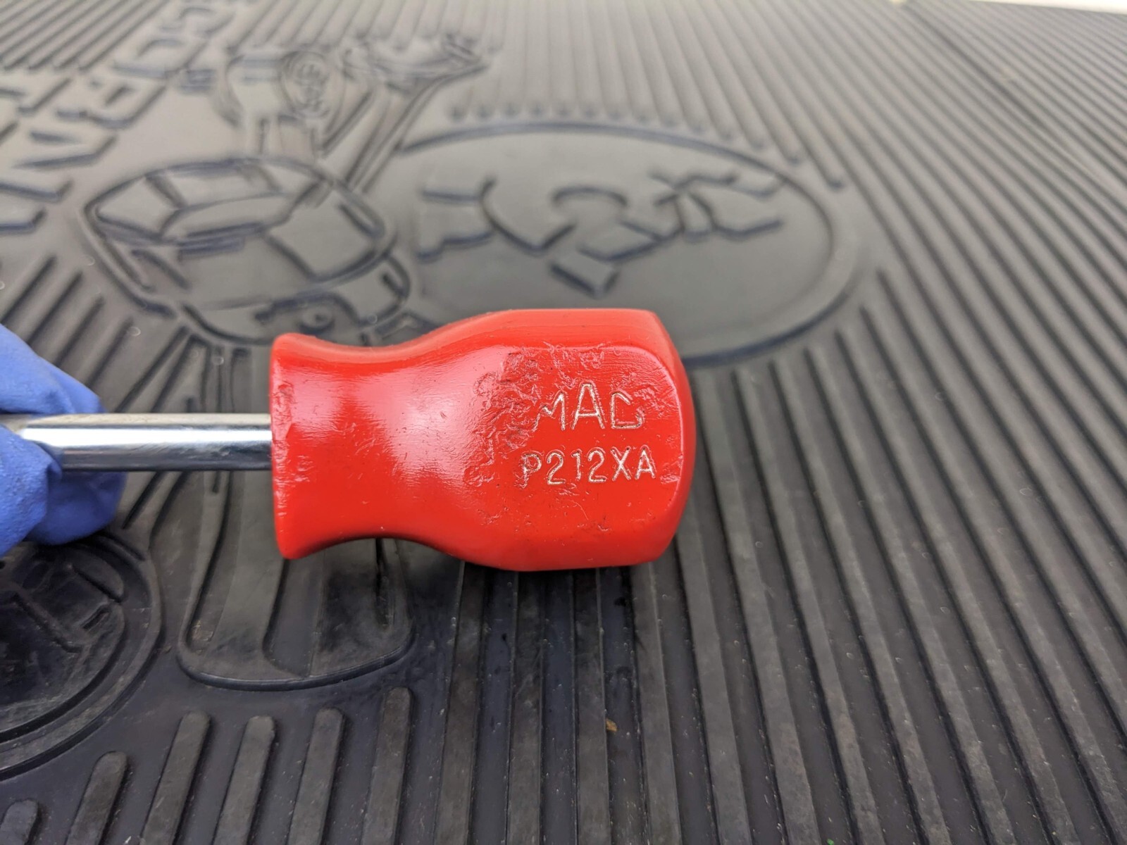 #bd948 MAC Tools USA Model P212XA #2 Philips Stubby Red Hard Handle Screwdriver