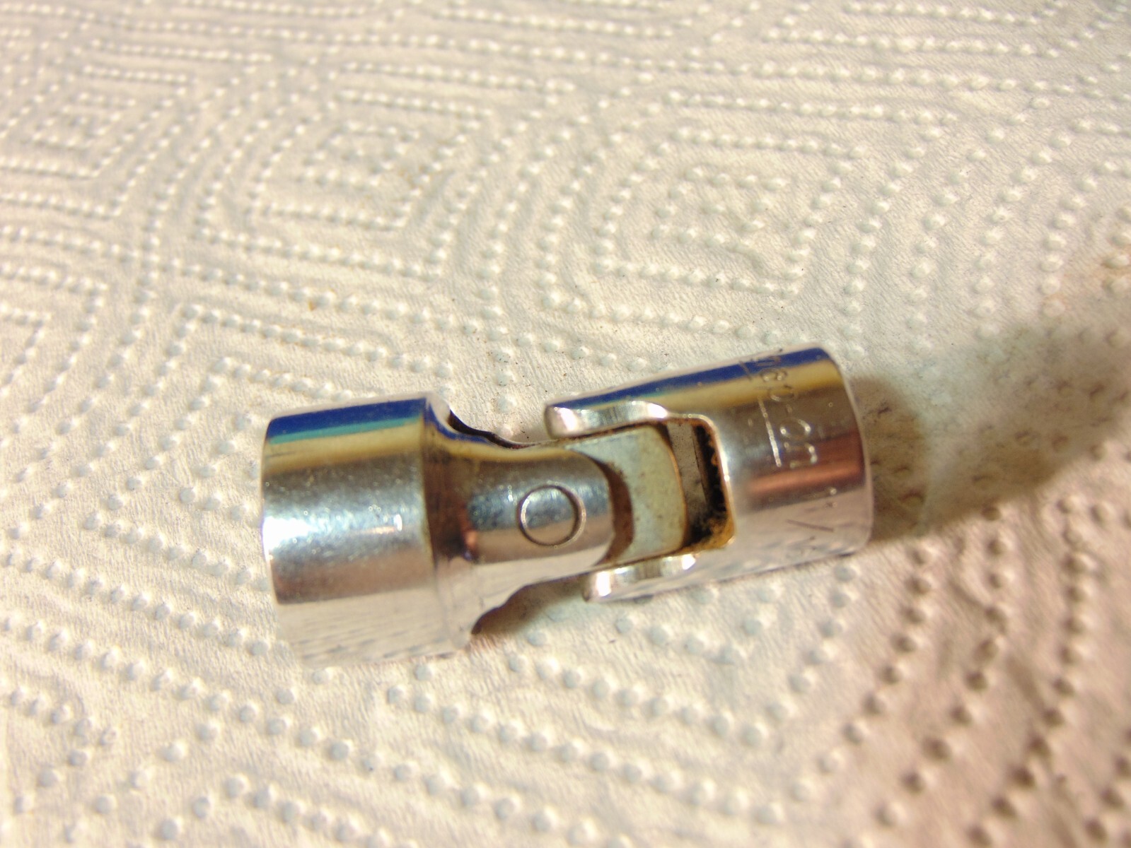 Vintage Snap-on Tools USA 3/8″ Drive 11/16″ SAE 12pt Chrome Swivel Socket FVU22