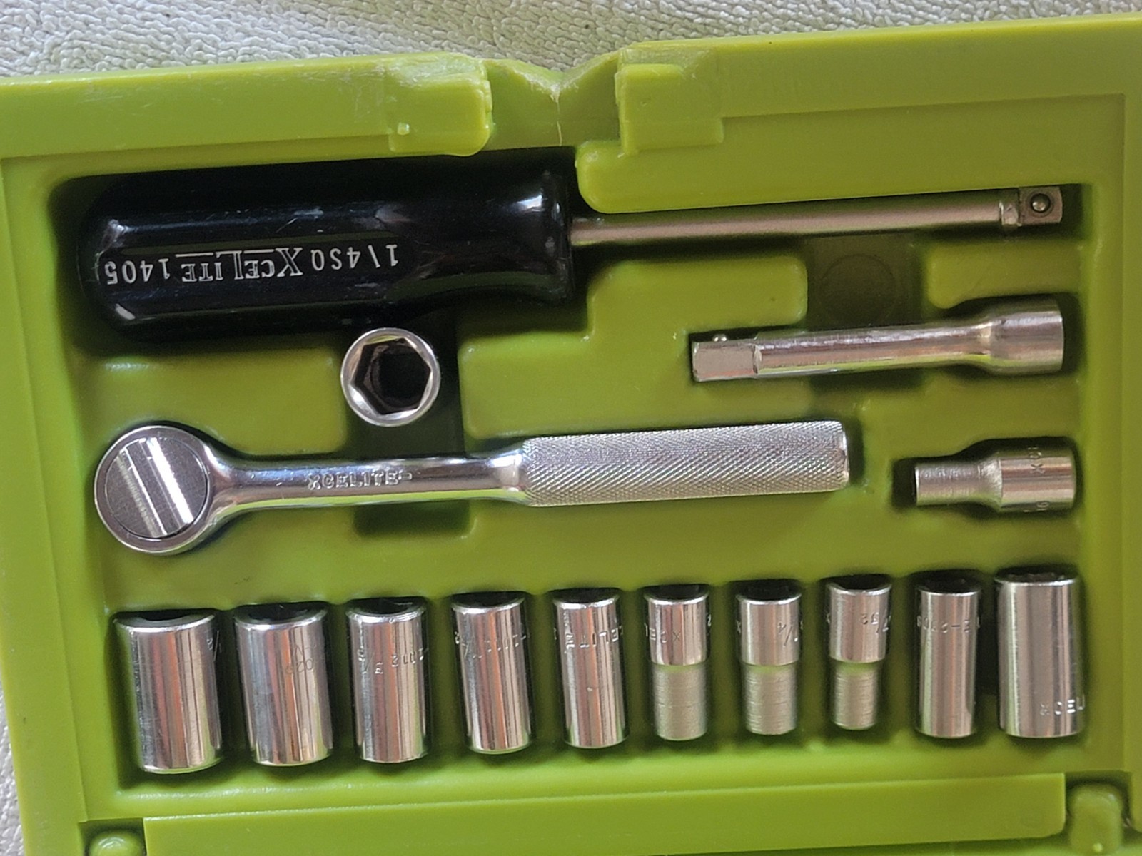 14pc XceLite 1001 Square Drive Socket Set 1/4″ + Ratchet & Ext. Plastic Case USA