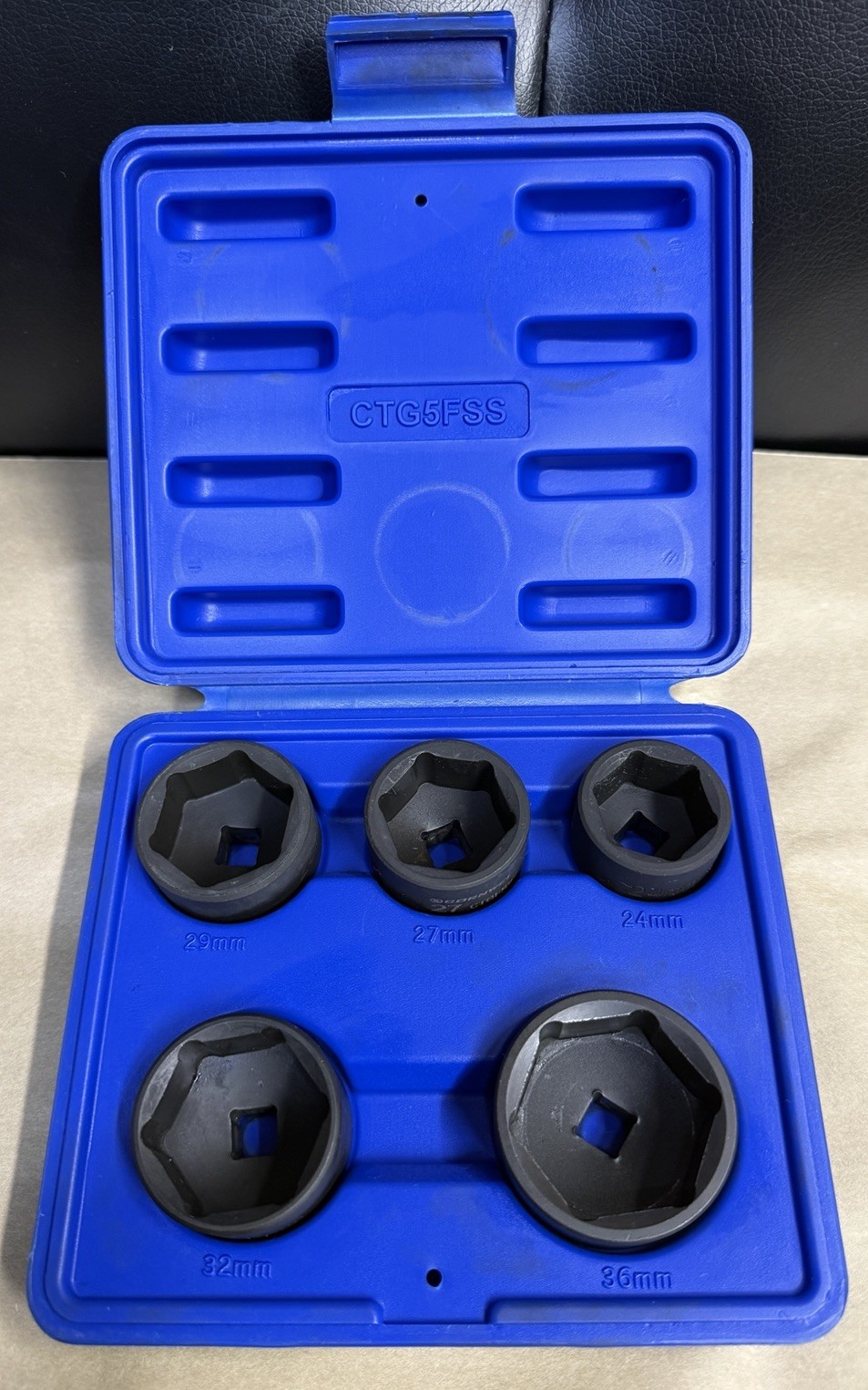 Cornwell Tools (CTG5FSS) – 5 Piece 3/8″ Drive Oil Filter Canister Socket Set