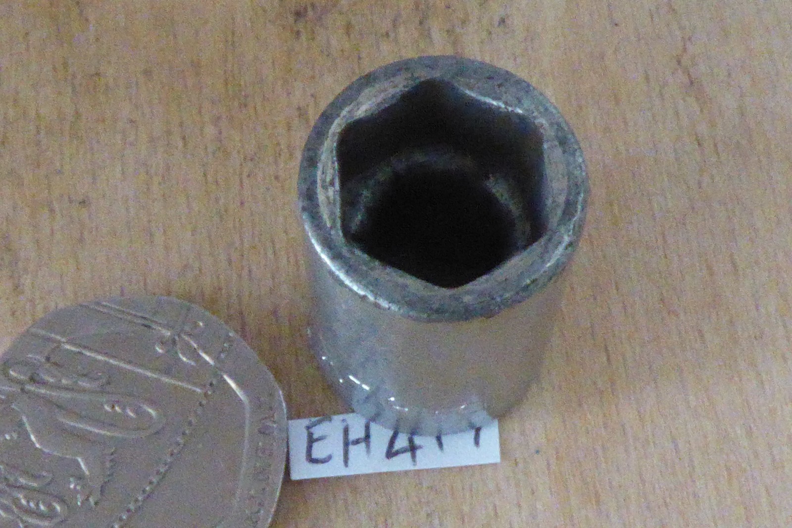 PAR – X 11mm UHM110 hex socket 3/8″ drive were made in USA by Snap on
