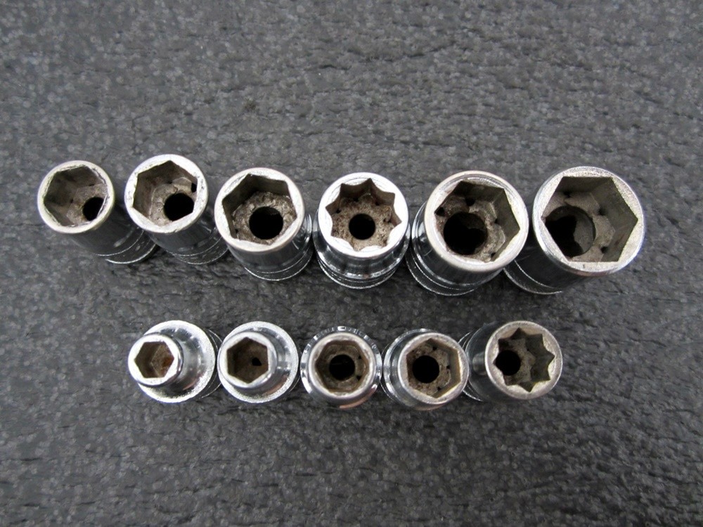 Vintage S-K Tools 1/4″ Drive 6pt 8pt SAE 14pc Socket Set Metal Case 4916 SK USA