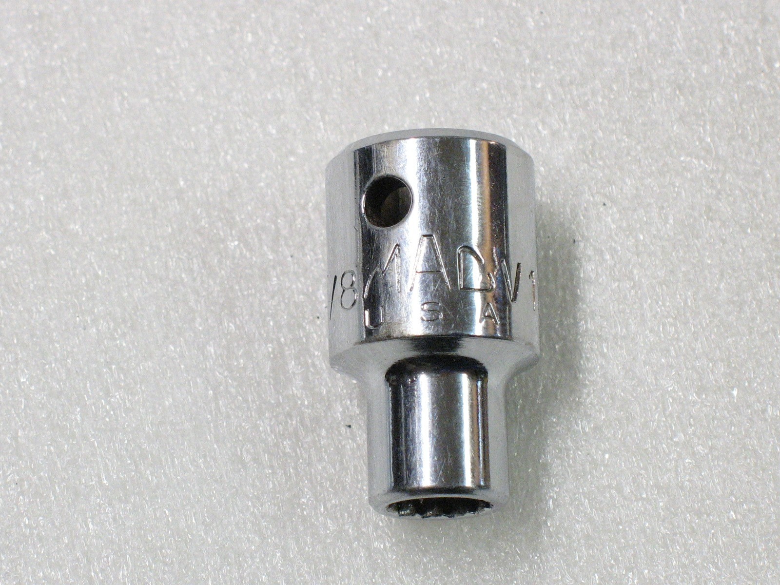 Mac Tools 1/2″ Drive 3/8″ Shallow 12 Point Chrome Socket #V122