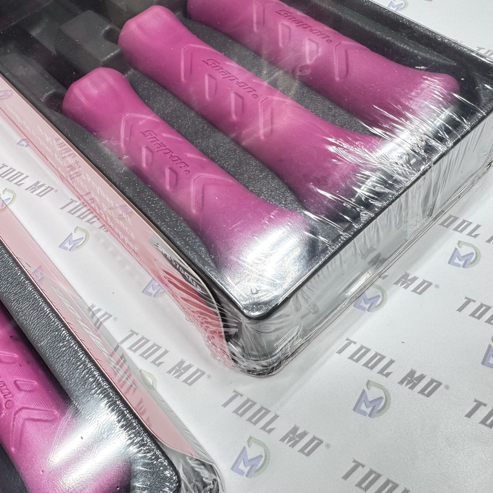 Snap-on Tools USA NEW 8pc ELECTRIC PINK Striking Prybar / Chisel / Scraper Sets