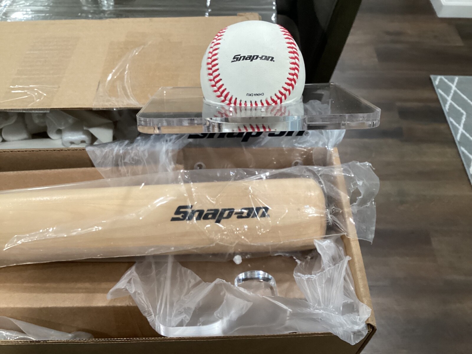 Snap-On Tools Rare Display Baseball/Bat Wall Mount Display Pack Louisville New
