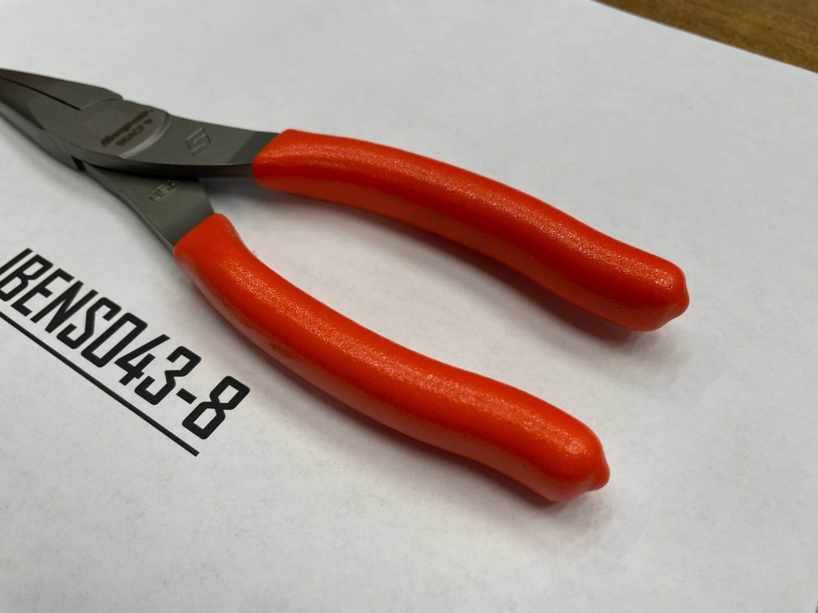 Snap-on Tools USA NEW ORANGE 8″ Talon Soft Grip Needle Nose Pliers 96ACFO
