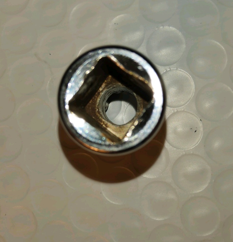 Snap On Tools USA FLE120A E12 External Torx Shallow Socket 3/8″ Drive