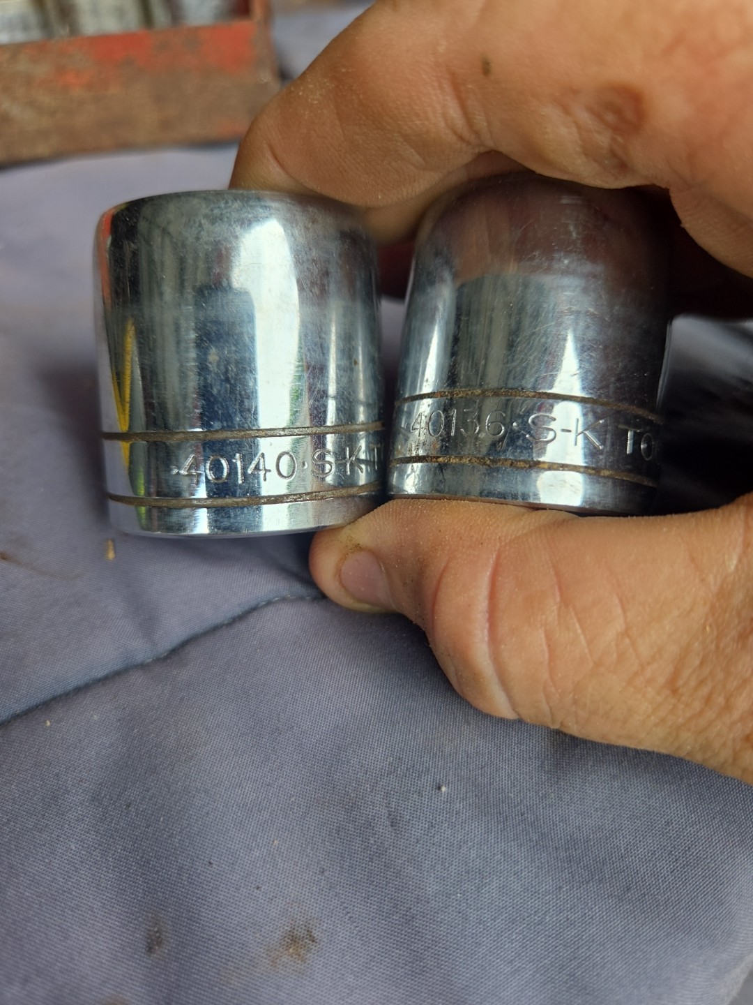 2 S-K Tools Sockets 40140 Shallow 1-1/4in. 12 Point & 40136 1-1/8 In 1/2in Drive