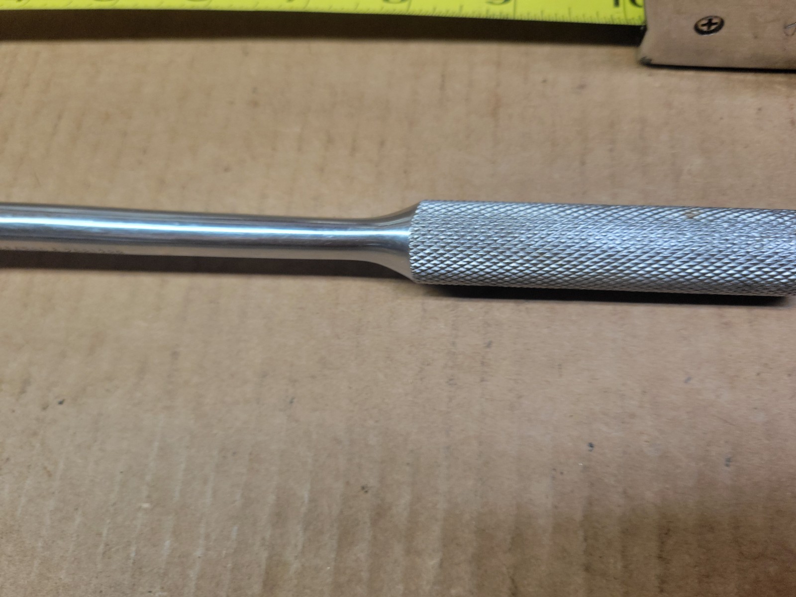 Husky USA 10-1/2″ 3/8″ Drive Long Handle Flex Head Ratchet No CB54