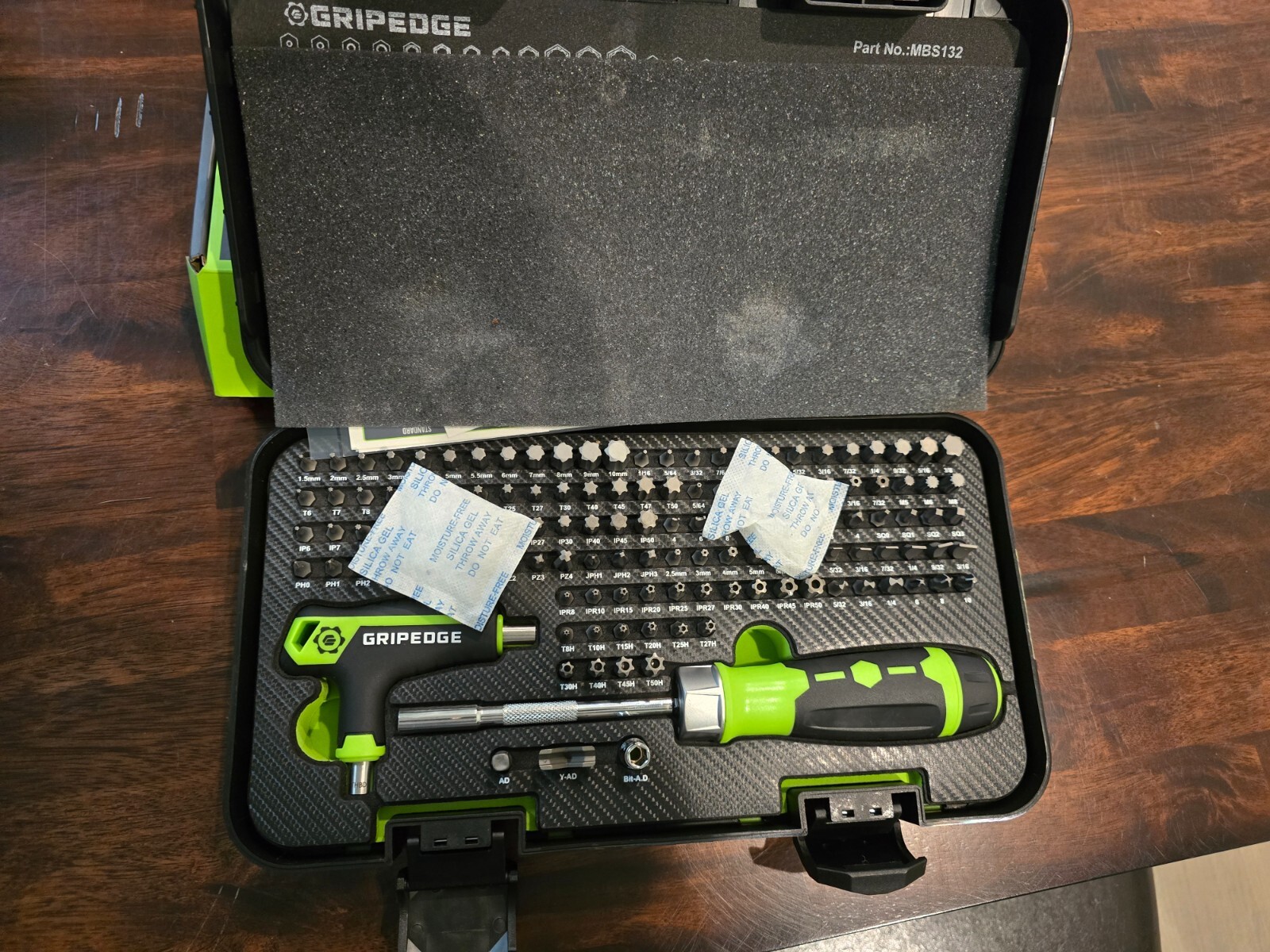 NEW GripEdge Tools MBS132 132-PC R.P.T. Master Multi-Bit Set Rounding Prevention