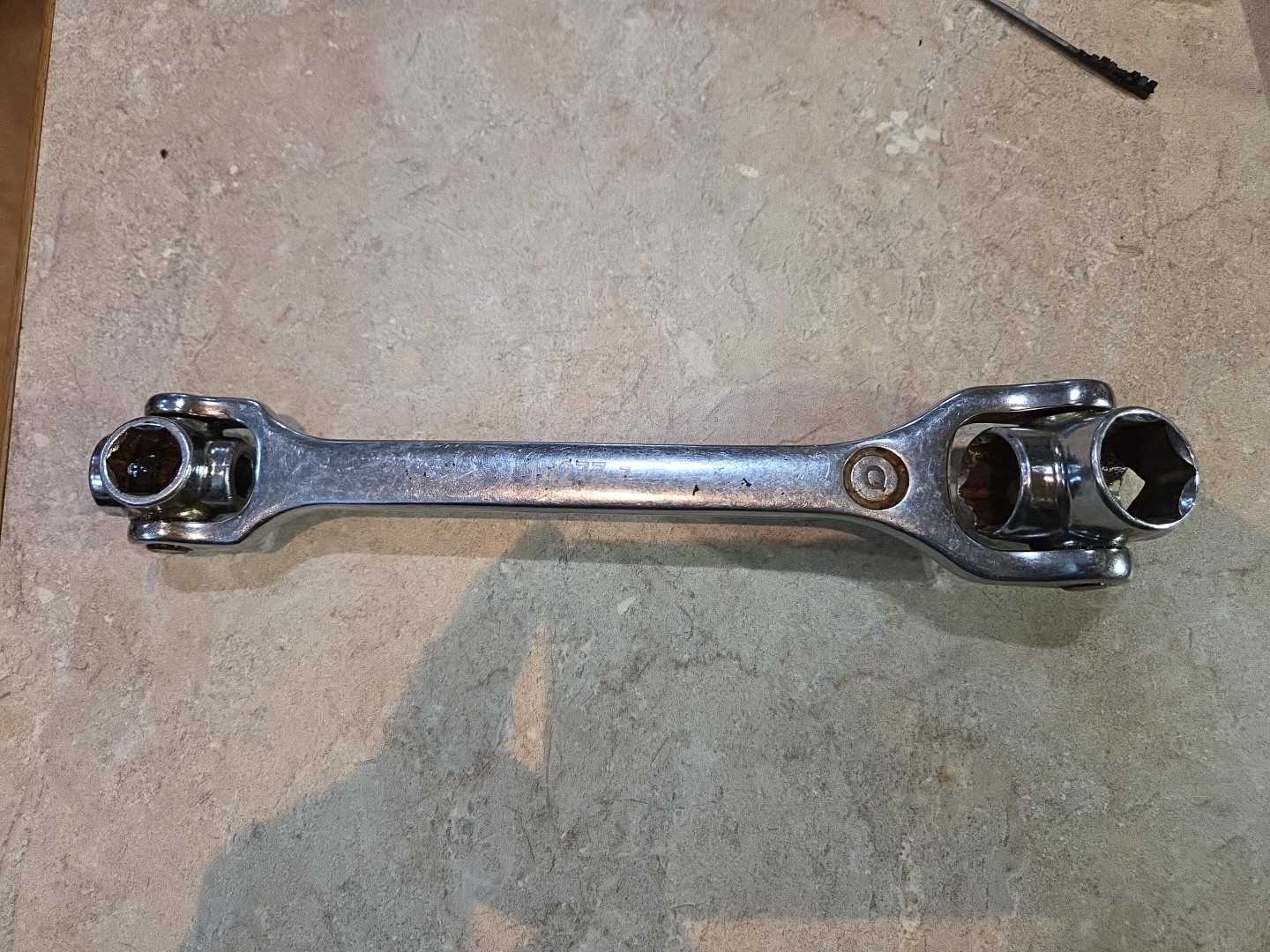 Craftsman 14277 8-in-1 Dog Bone Wrench SAE Swivel Head Socket Tool