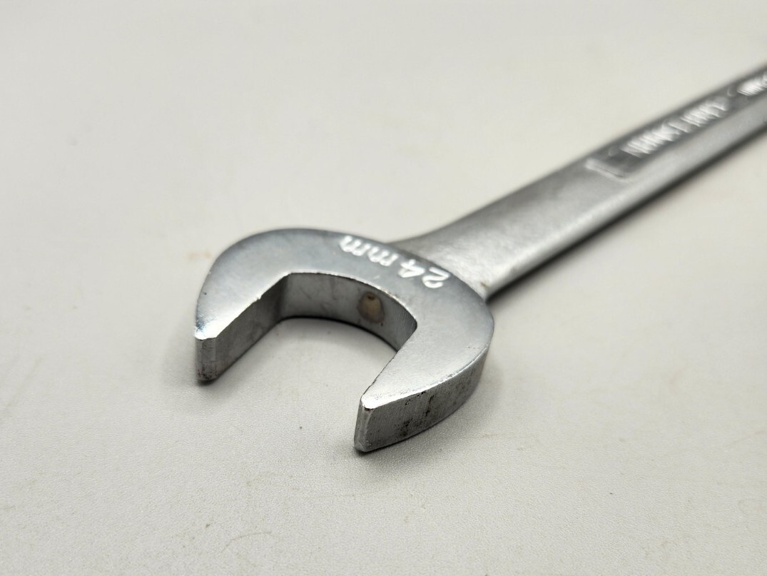 CRAFTSMAN 24MM Combination Wrench Forged in USA – V Series 42923 Metric