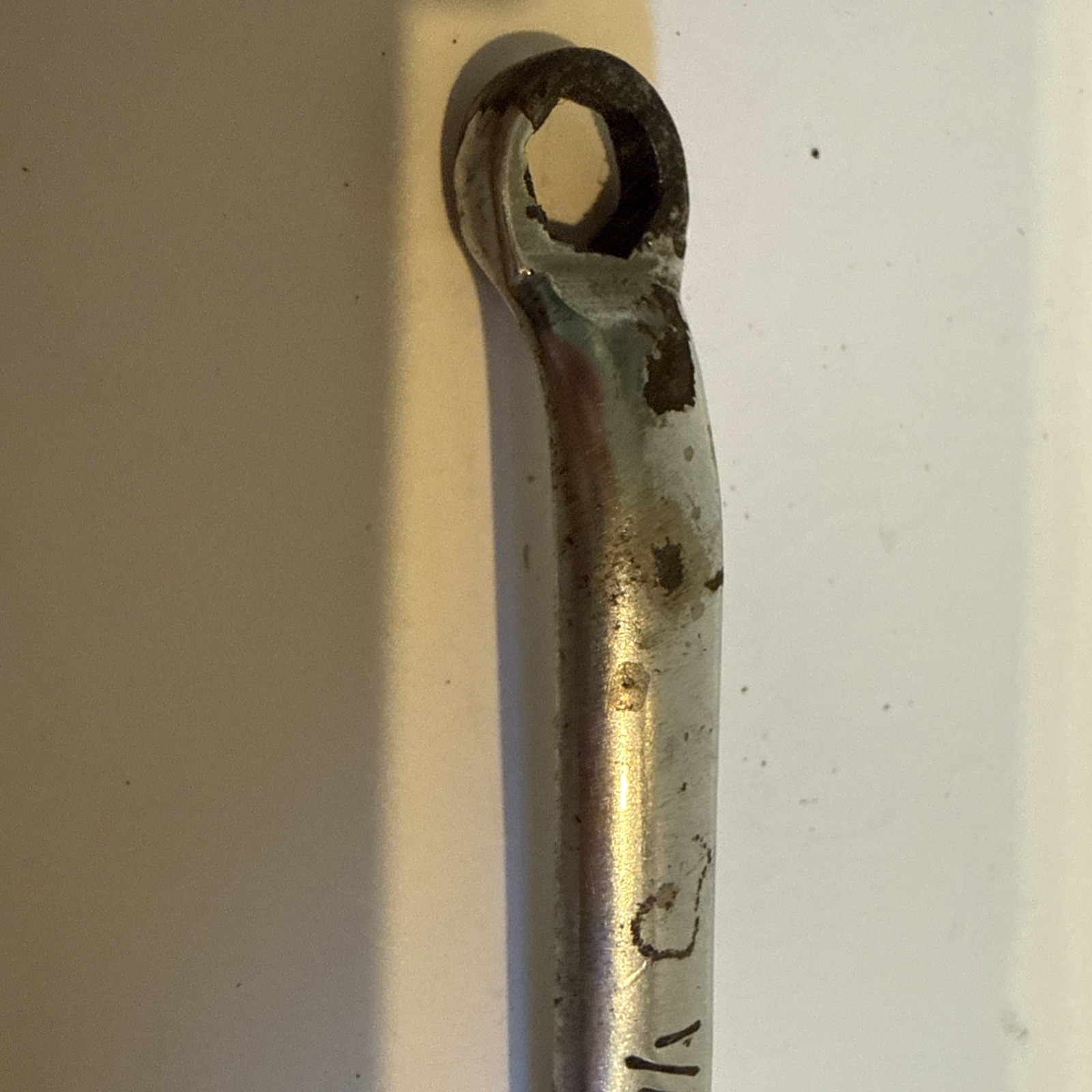 Snap-on USA 1/4 x 5/16″ Offset 6-Point Wrench XS-810-S