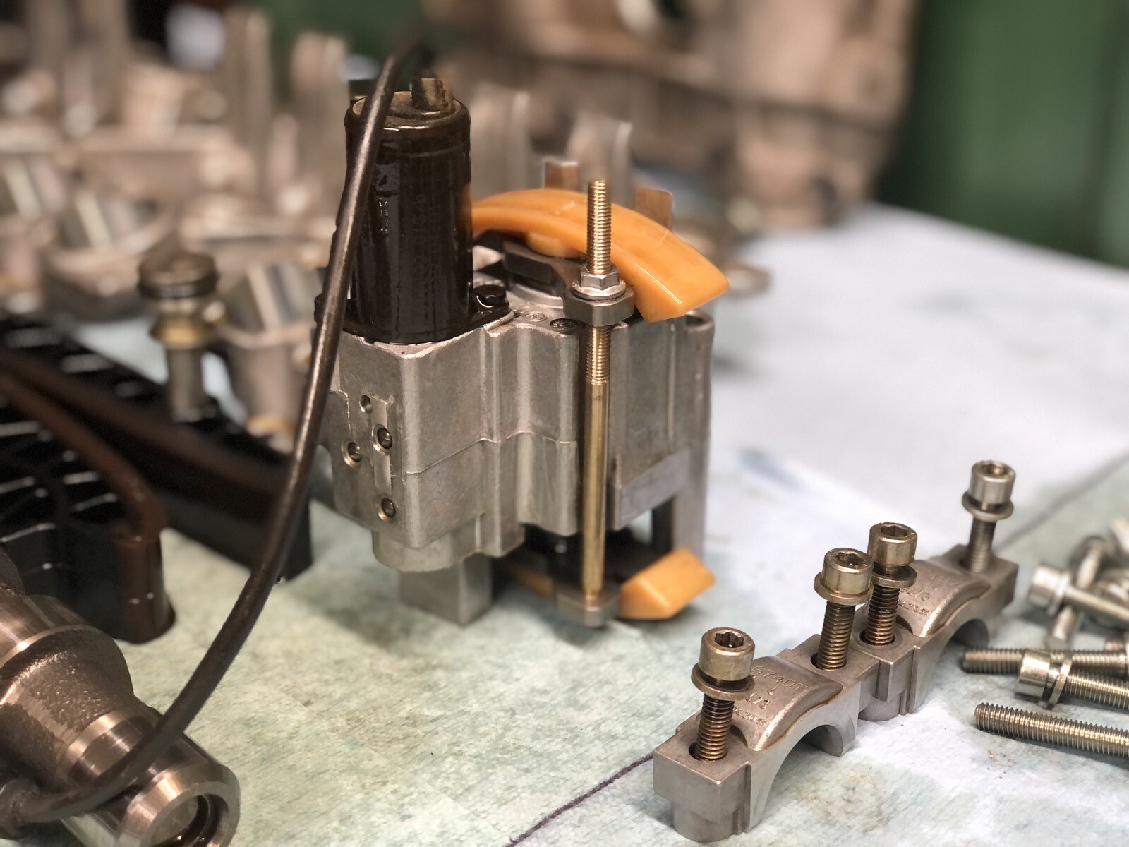 Porsche Special Tool # 9632 (LEFT HAND THREAD)