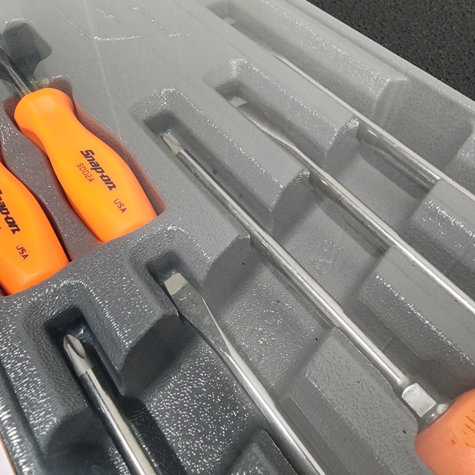 Snap-on Tools USA NEW 7pc ORANGE Hard Grip Combination Screwdriver Set SDDX70AO