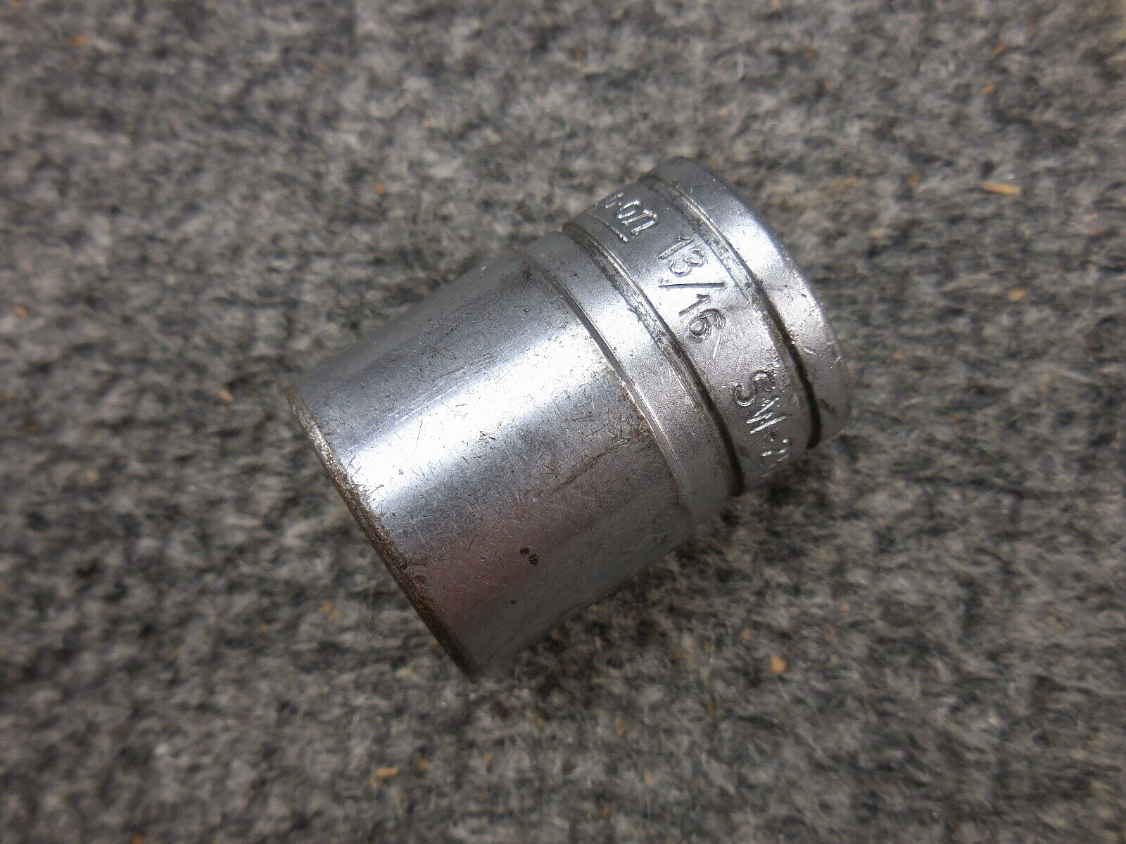 Snap-on Tools SW-261 Shallow 13/16in. Socket 1/2″ Drive 12 Point SAE USA 1955