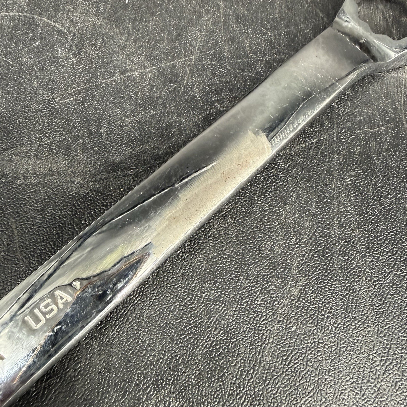 Snap On Tools XB4042A 1-1/4″ X 1-5/16″ 12 Point SAE 10* Offset Box End Wrench