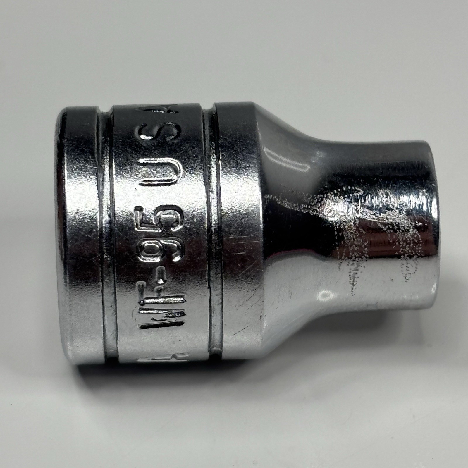 Snap On WF95 3/8 Drive 6 Point British Standard 3BA Shallow Socket USA 1967 VTG