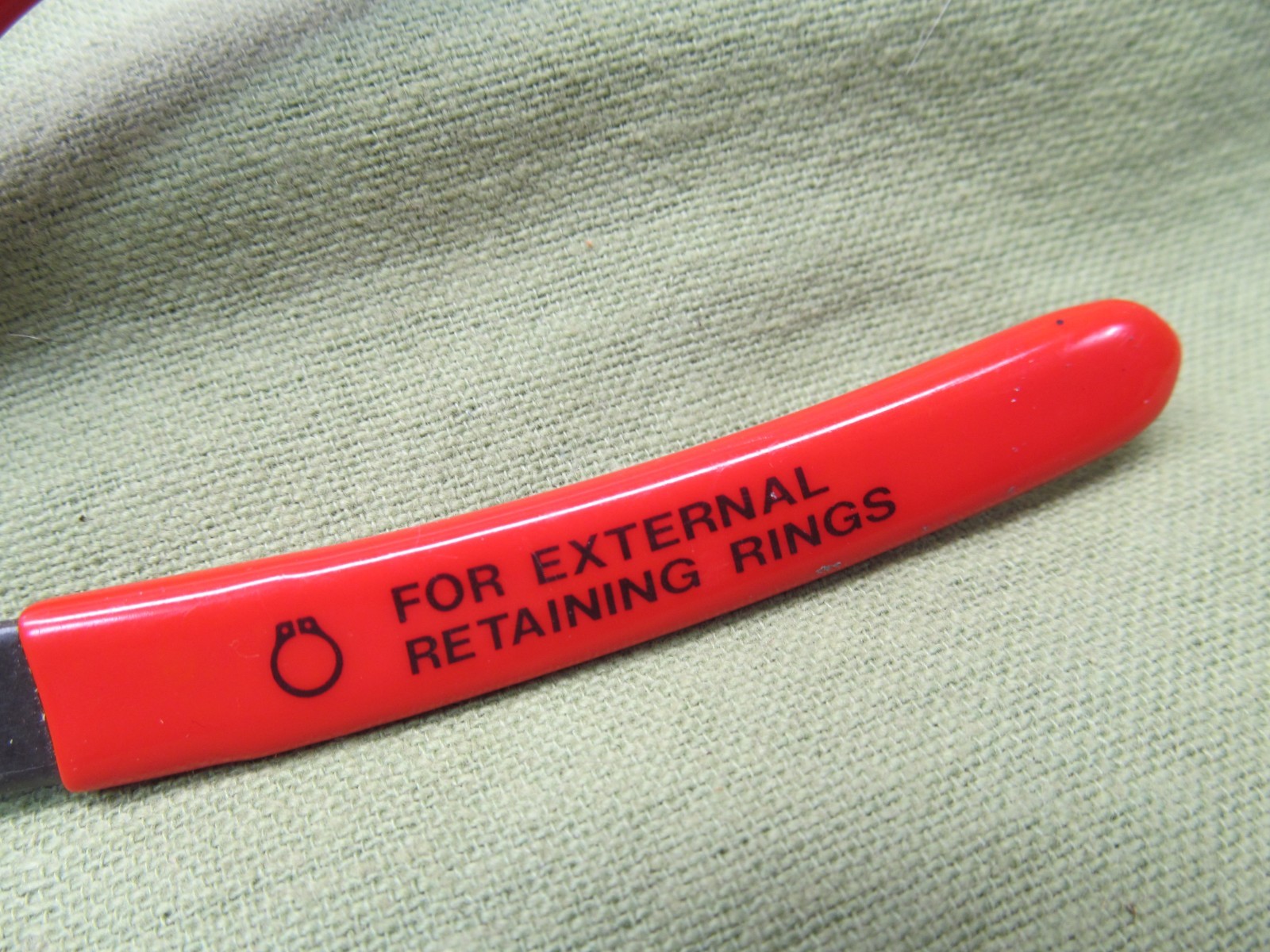 Pair of USA Made Snap Ring Pliers – 6″ External PROTO & 5.5″ Internal MILBAR