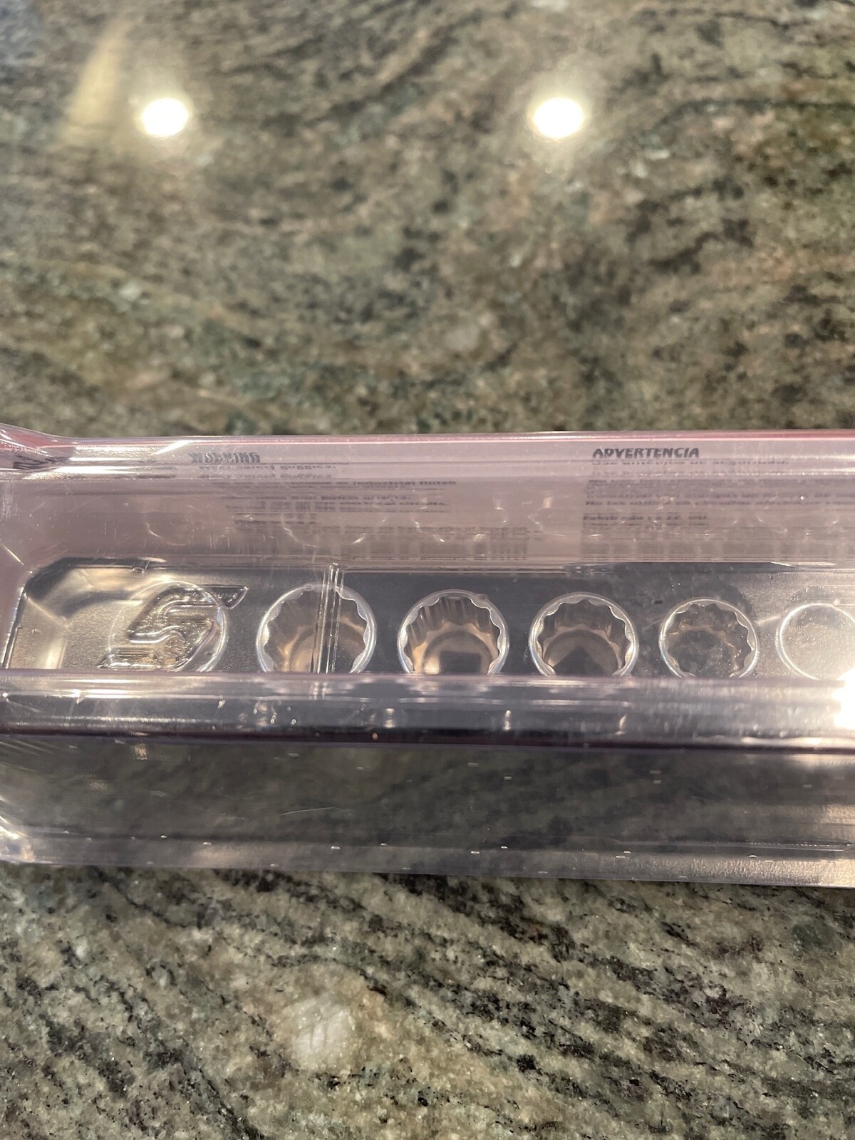 Snap On 111tmmdy 11 pc metric 1/4 drive 12 pt socket set 5,5.5,6-14 sealed