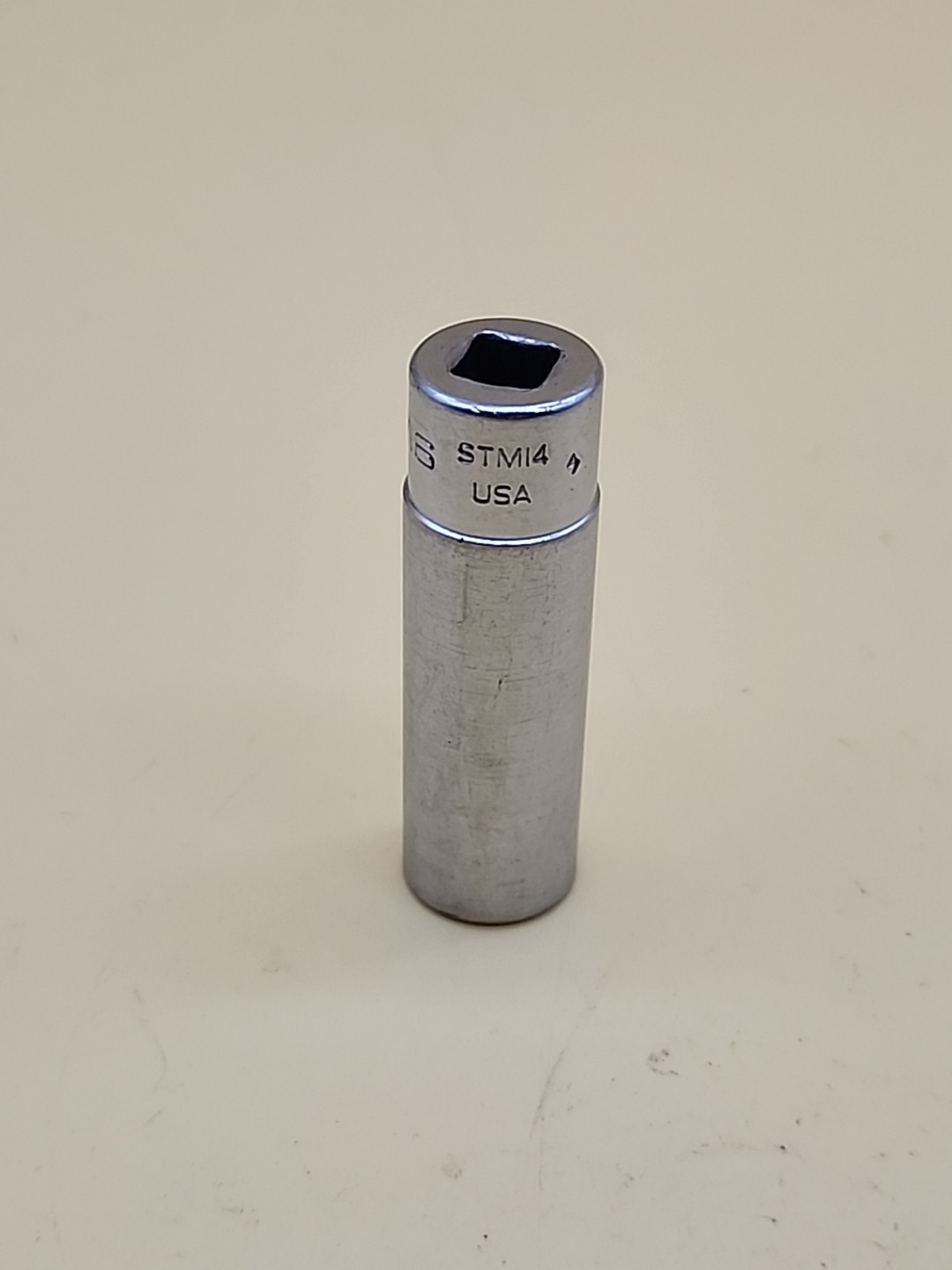 Snap-on Tools STM14 1/4″ Drive 7/16″ 6 Point Deep Socket USA