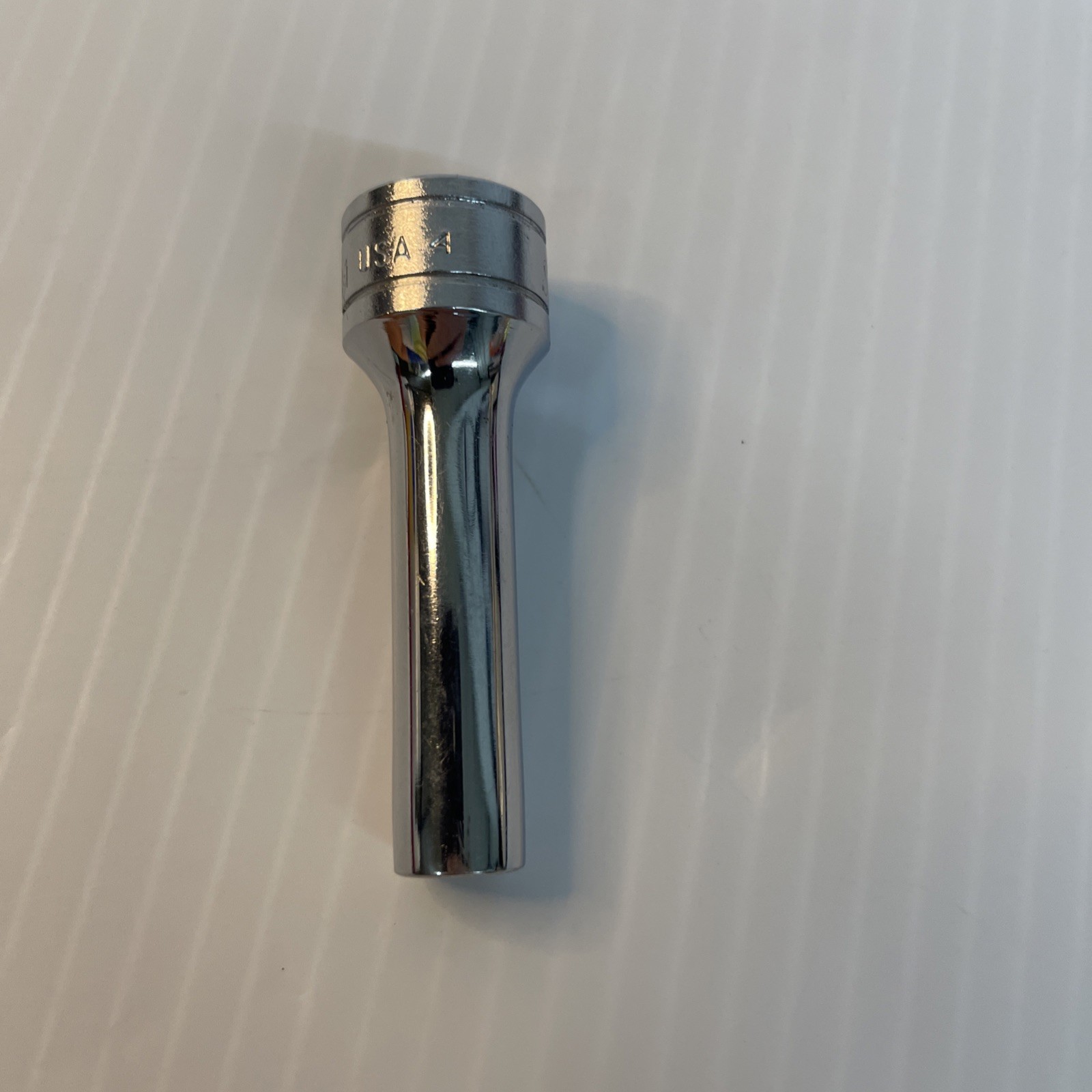 Snap On 3/8″ Drive 1/4″ 6PT SAE Deep Chrome Socket SFS081 – Pre Owned