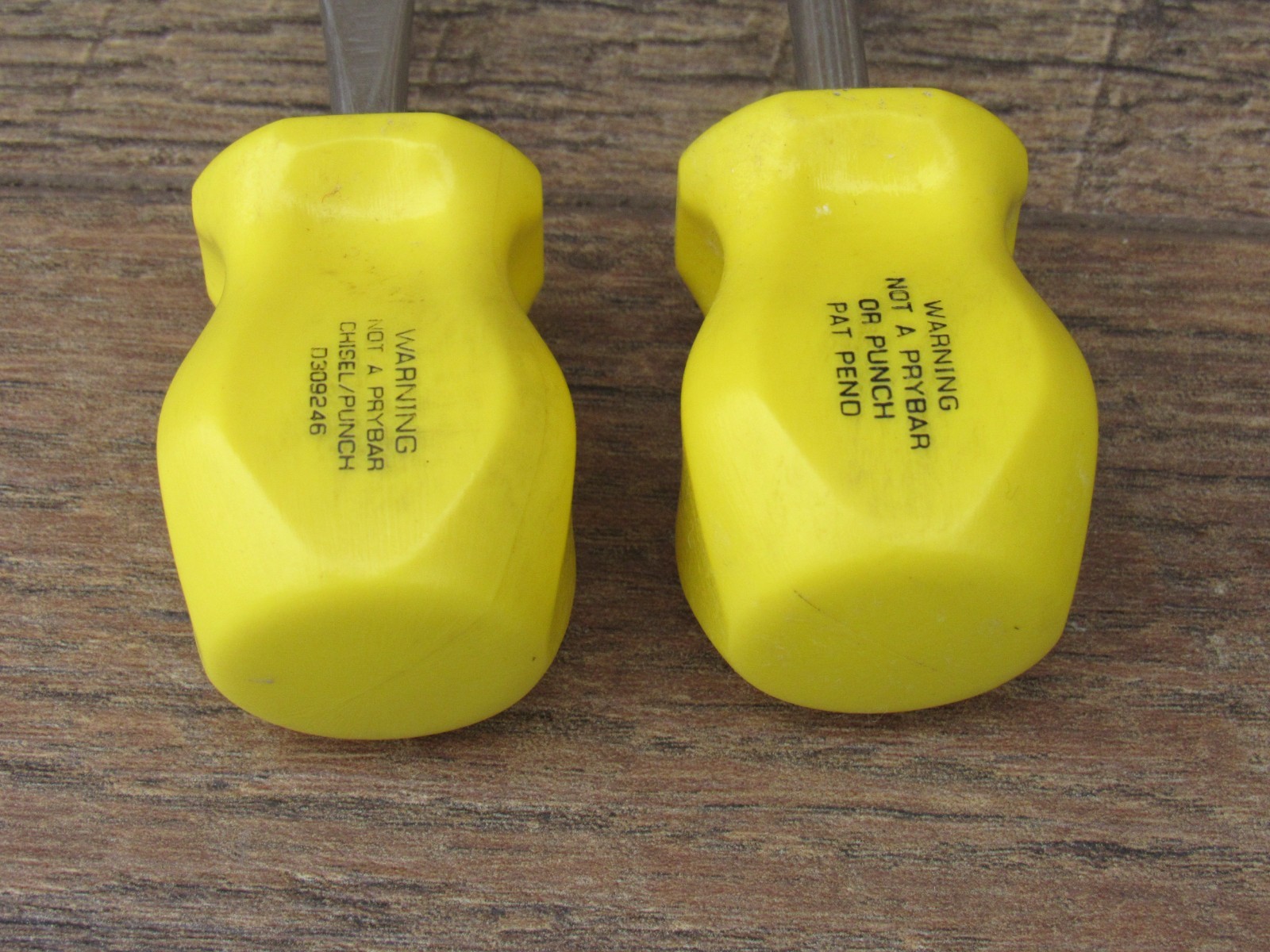 SNAP ON SDD1 FLAT TIP SDDP22 # 2 PHILLIPS STUBBY YELLOW HANDLE SCREWDRIVER SET 2