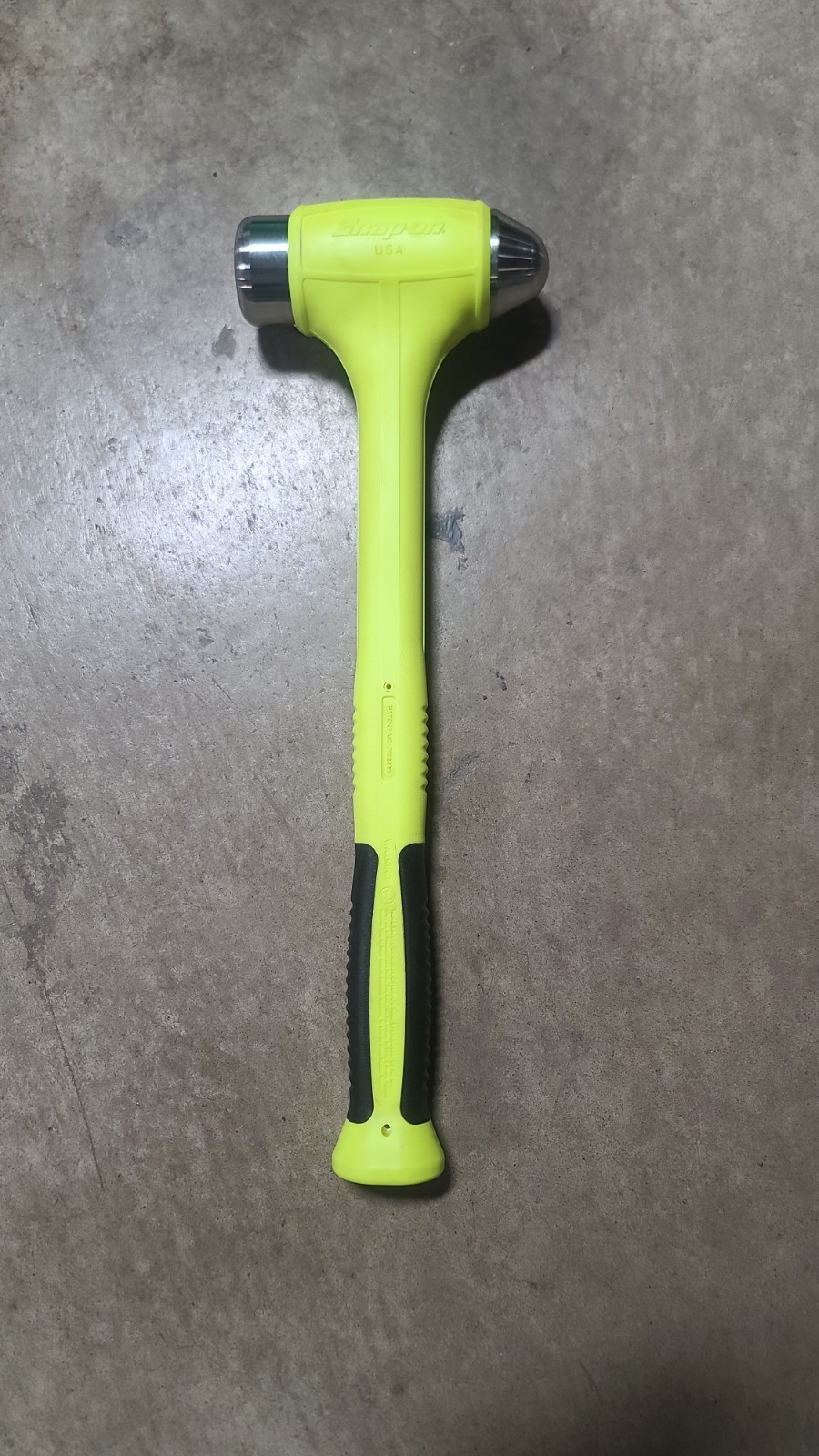 Snap-on Tools USA NEW HI-VIZ 56oz/1550g Soft Grip Dead Blow Hammer HBBD56HV