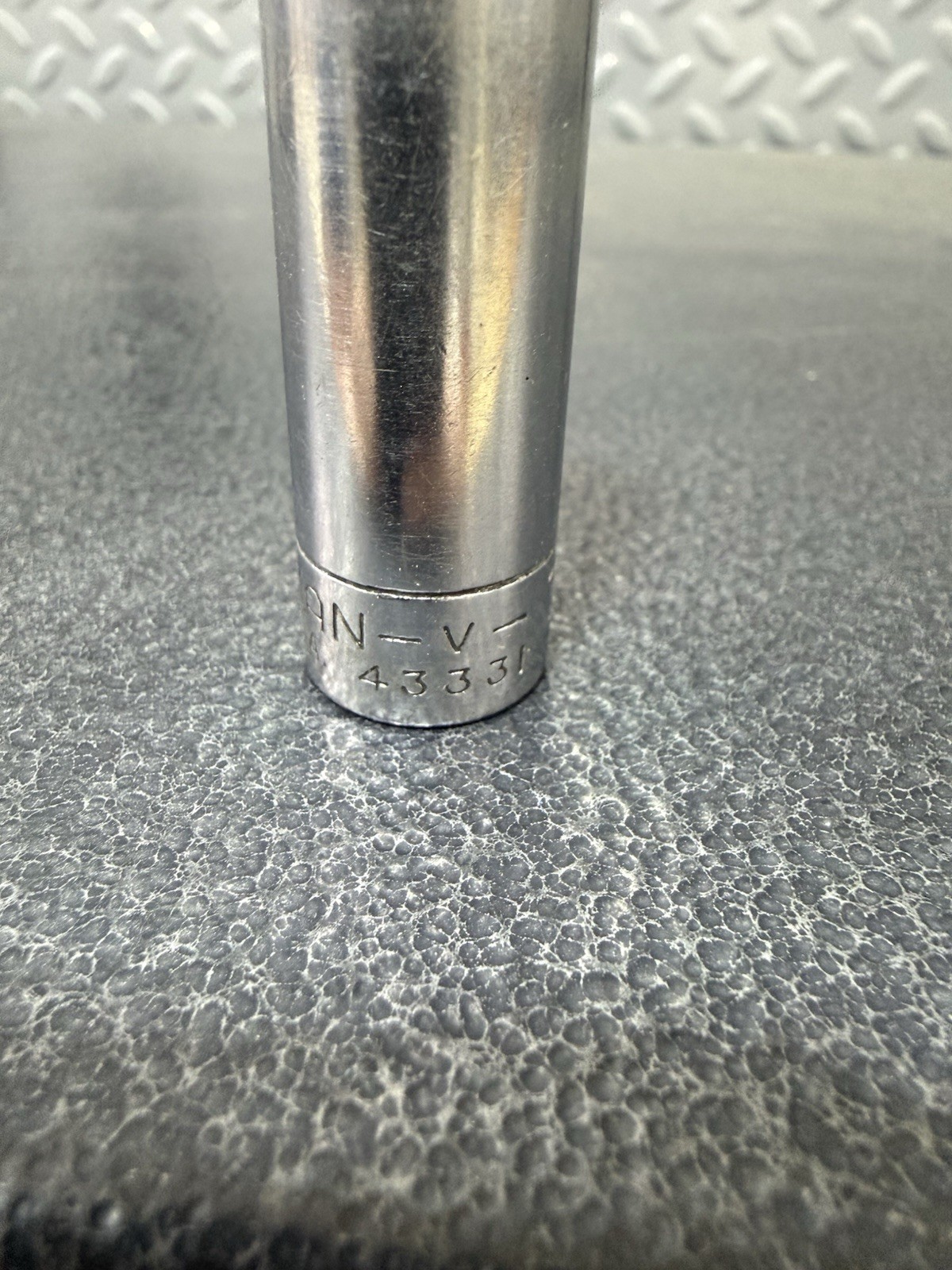Vtg 7/16″ Craftsman V-Series P/N 43331 – 3/8″ Drive 6-Point Deep Socket USA Made