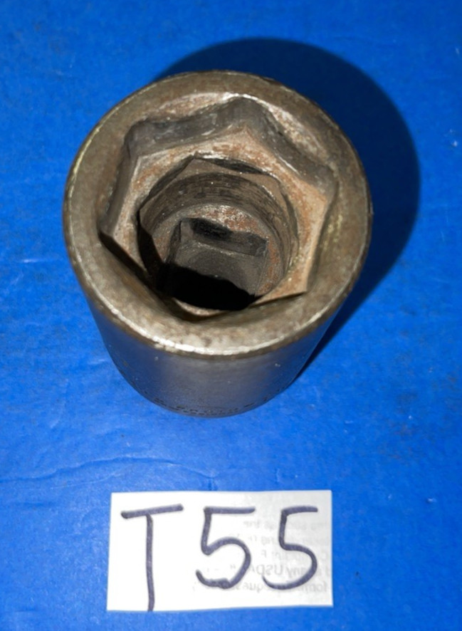 PROTO TOOLS 1 PIECE 3/4 DRIVE SAE. BUDD WHEEL IMPACT SOCKET 13/16-1-1/2