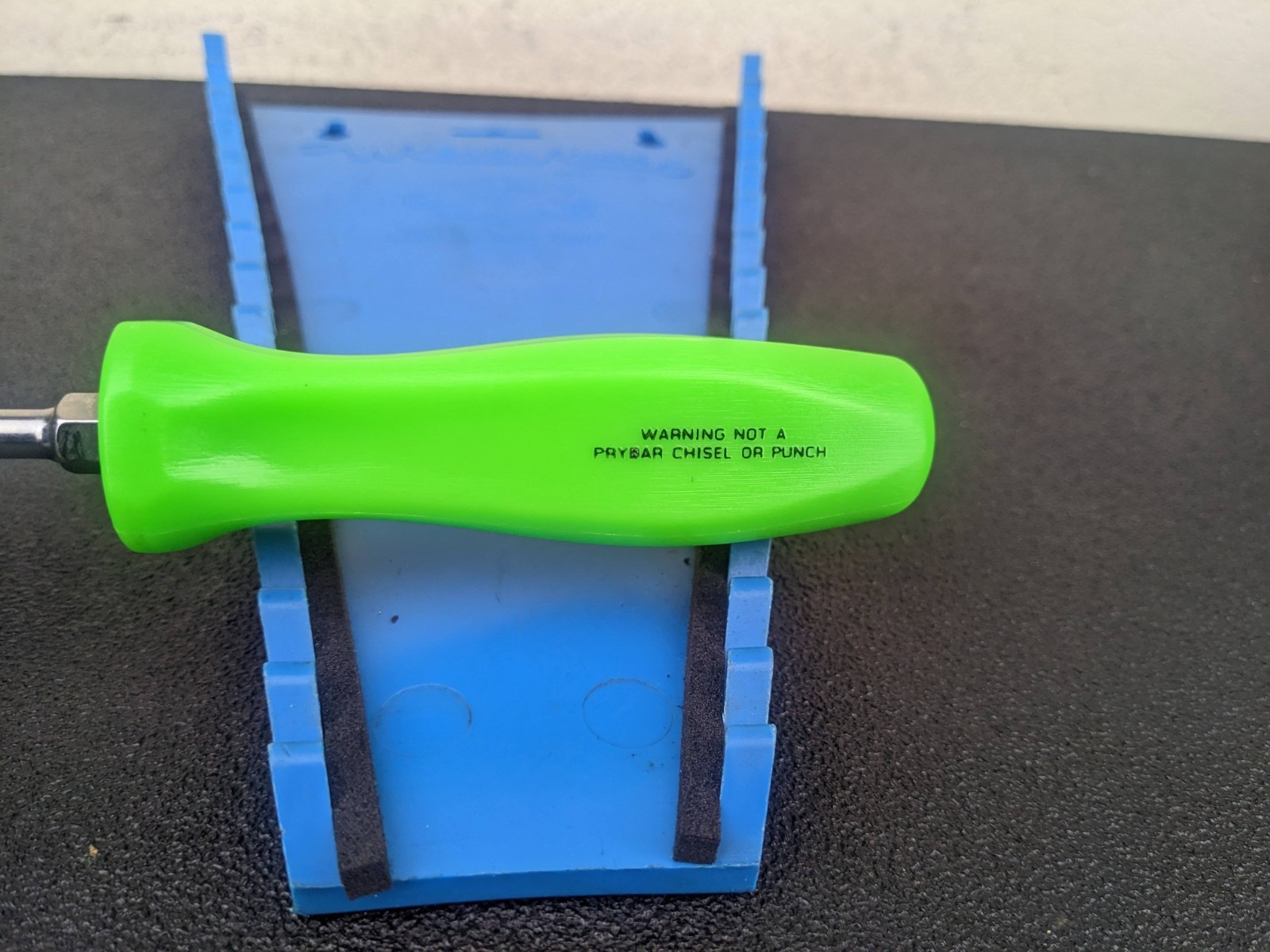#bp004 Snap-on NEW GREEN CLASSIC Hard Handle 1/4 Flat Screwdriver SDD4A SDD4AG