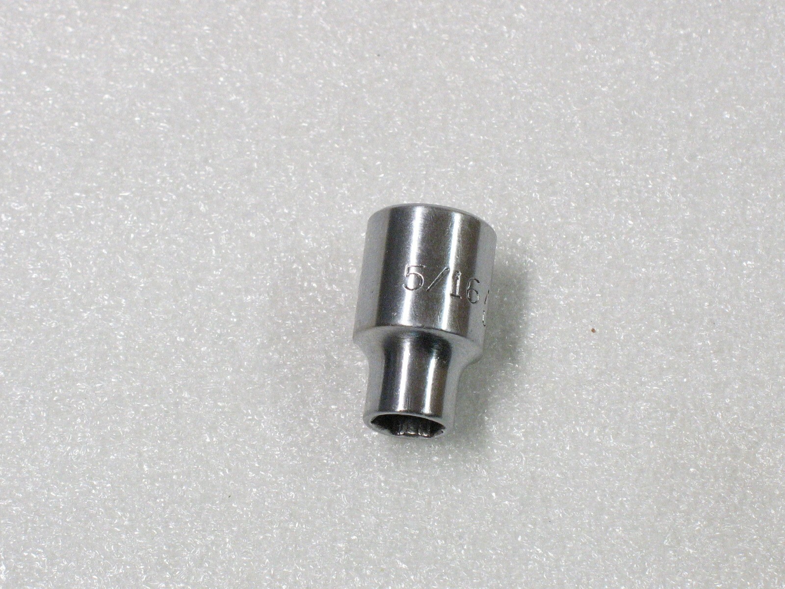 Mac Tools 5/16″ 3/8″ Drive 6 Point Shallow Chrome Socket X106R