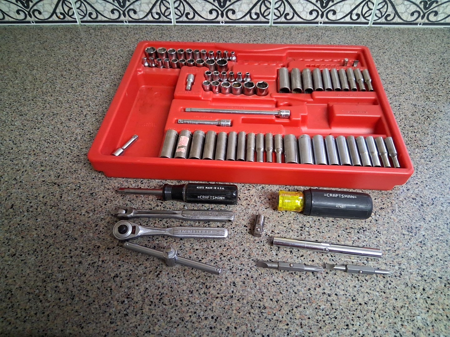 Craftsman Mechanics Socket Wrench Set Drawer Metric & SAE G, V, EE 1/4″ Dr