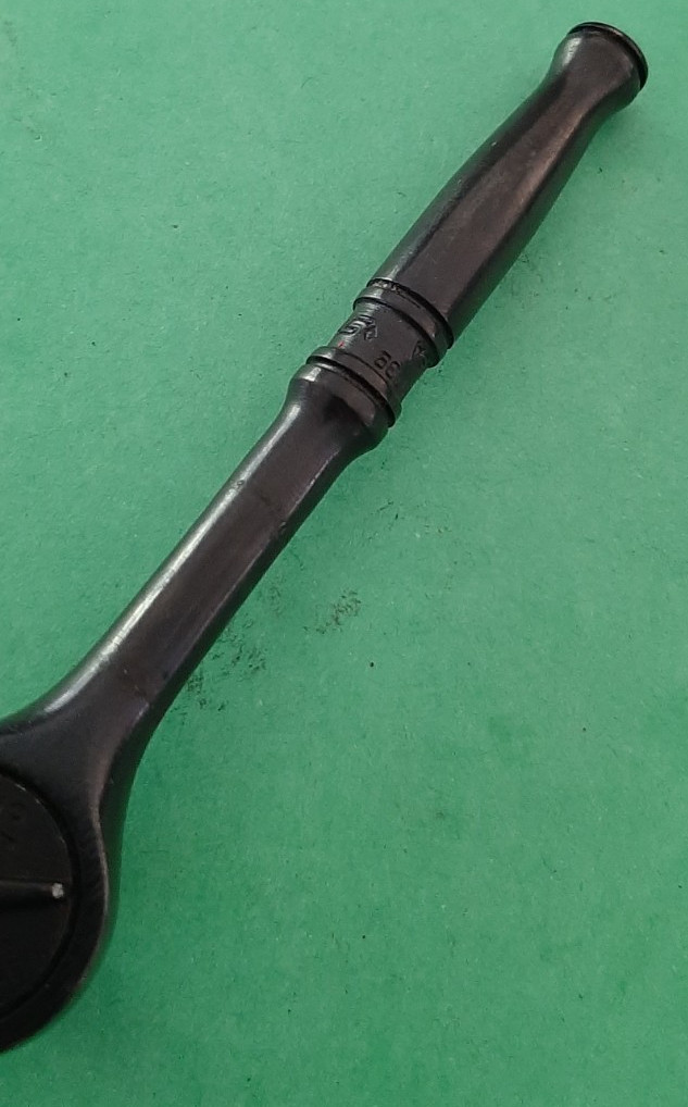 Snap-on Tools USA GTM739 1/4″ DRIVE Round Head Black Industrial Finish Ratchet