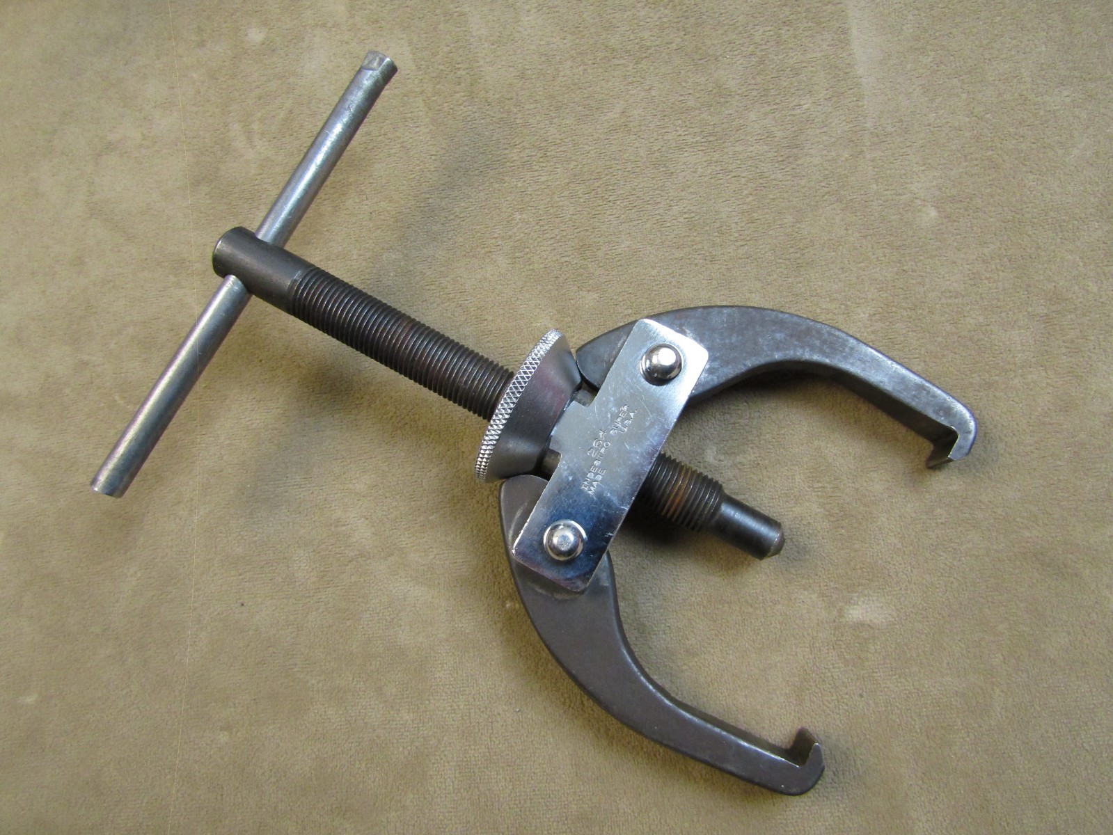 NICE! INDESTRO SUPER USA NO.264 2-JAW GEAR BEARING PULLER PULLEY REMOVER TOOL