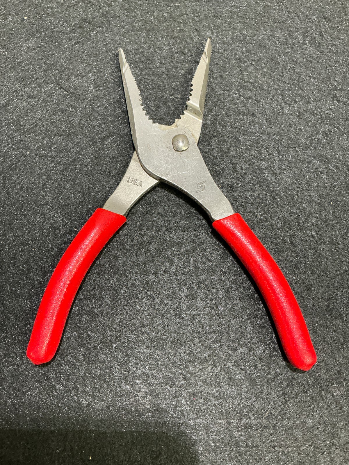 Snap On 7″ Long Red Soft Grip Slip Joint Pliers LN46ACF