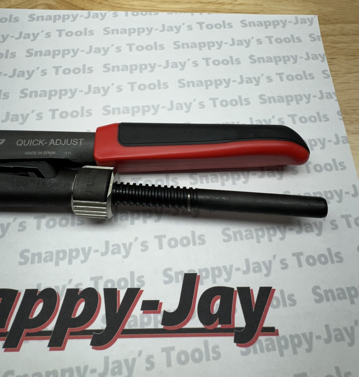 Snap-on Tools NEW RED 8-5/8″ Soft Grip Quick Adjust Pliers Wrench PWZ0QA