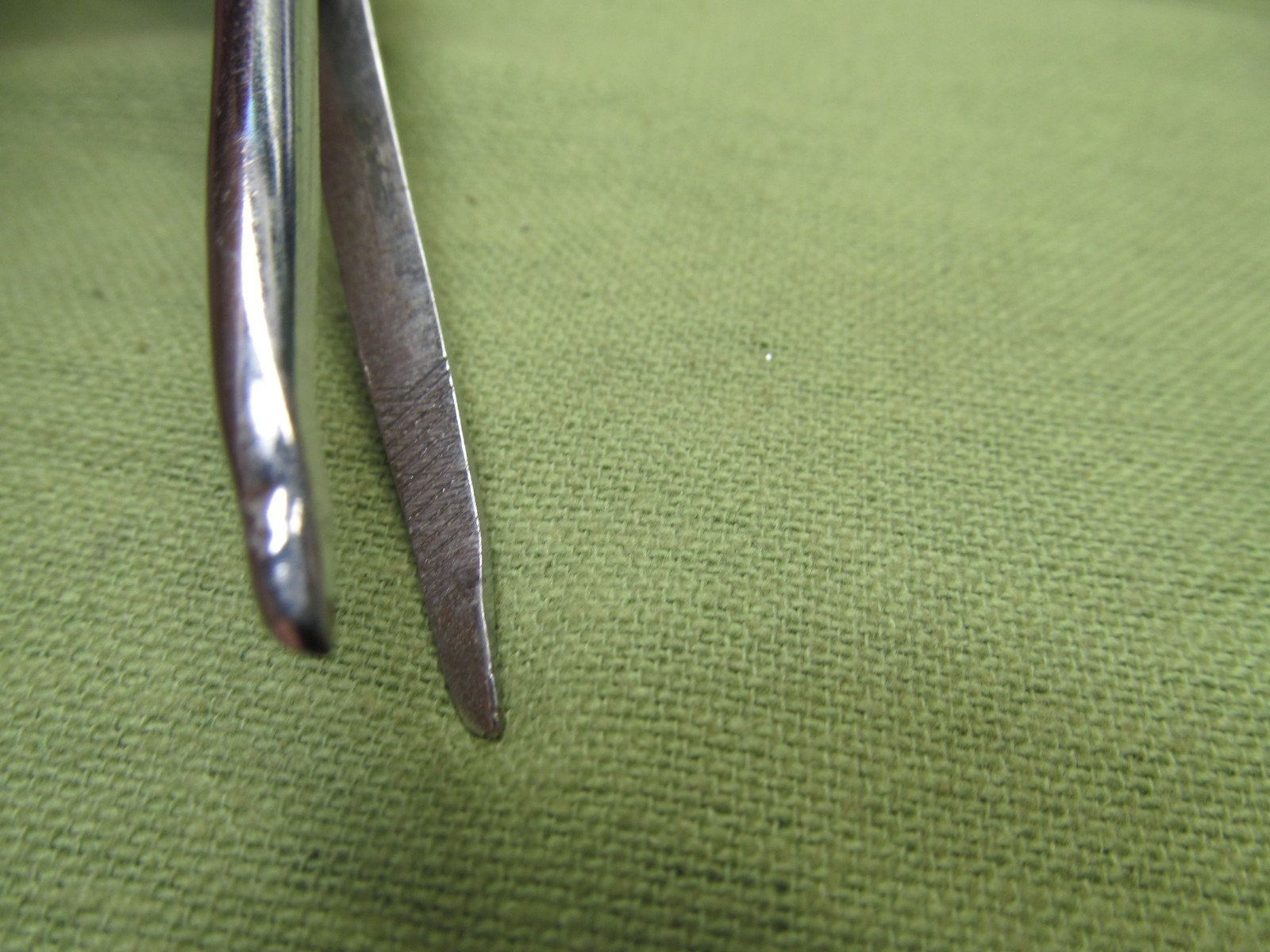 Vtg. Utica 777 Long Reach Needle Nose Pliers – Unique Tip Shape – Must See