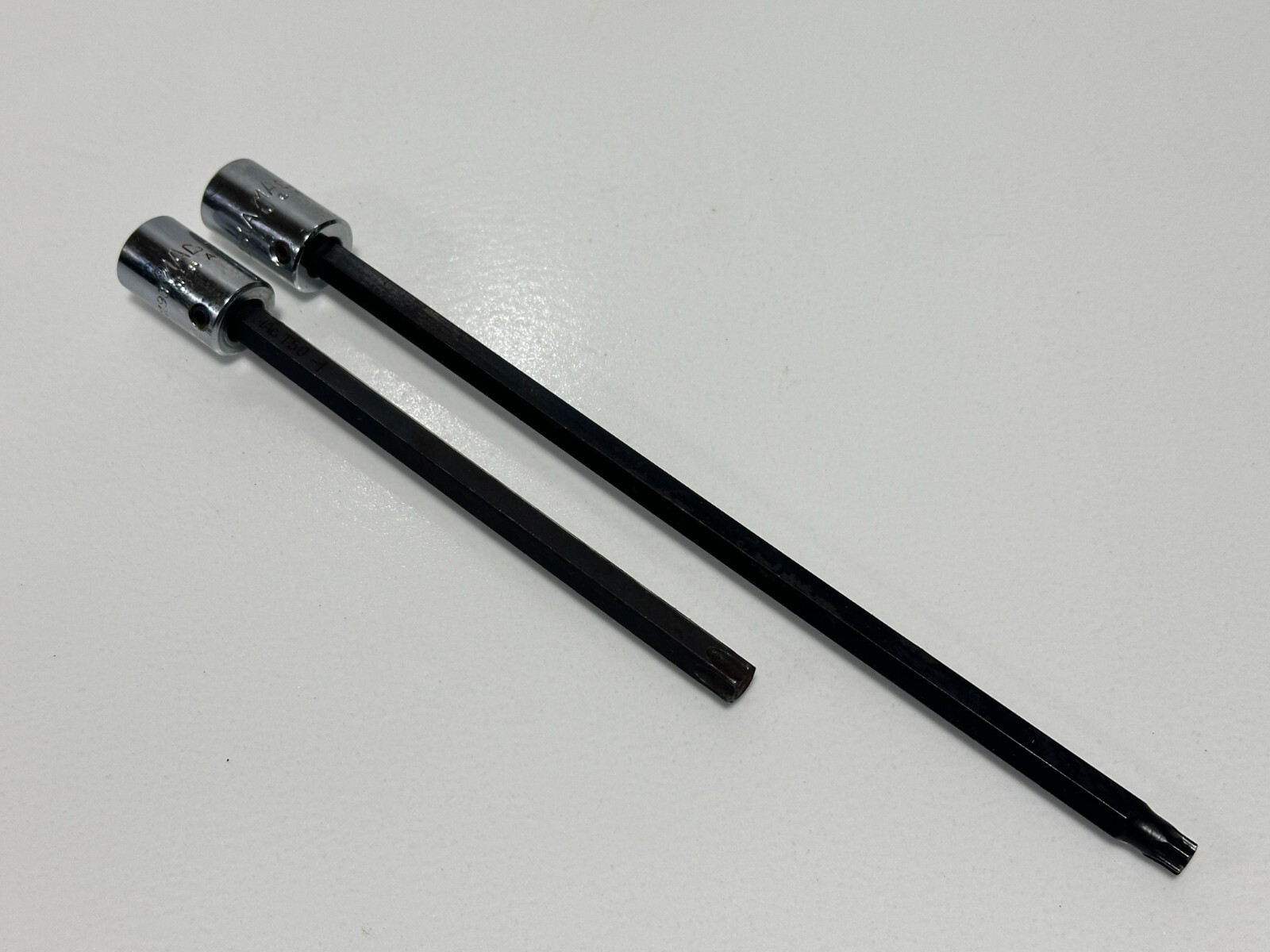 MAC Tools USA 2pc SC161A (T40 Tamper Resistant) & SC193 (T50) Torx Socket Driver
