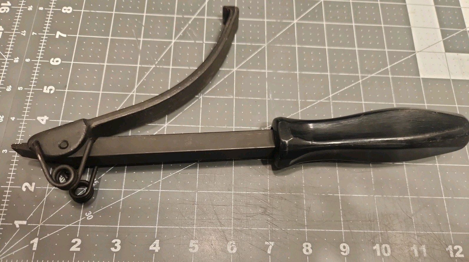 Snap On Tools Flywheel Turner Holder 12″ Black Hard Handle A144A NOS