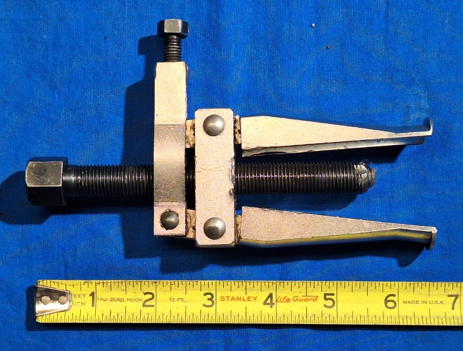 OEM Toyota / Lexus SST 09308-10010 Transmission oil seal puller