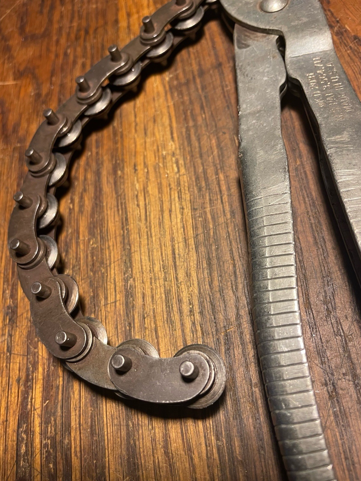 KD 2031 Exhaust Cut Off Chain Cutter Mechanic Hand Tool USA