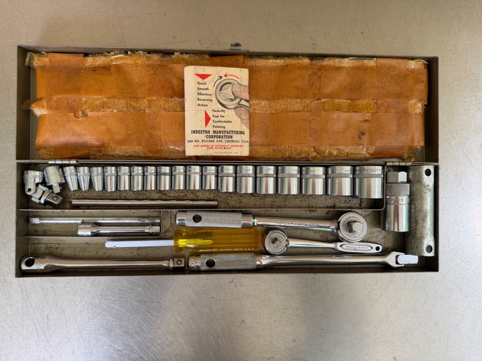 Vintage Indestro Tools USA Drive Socket Set G-20