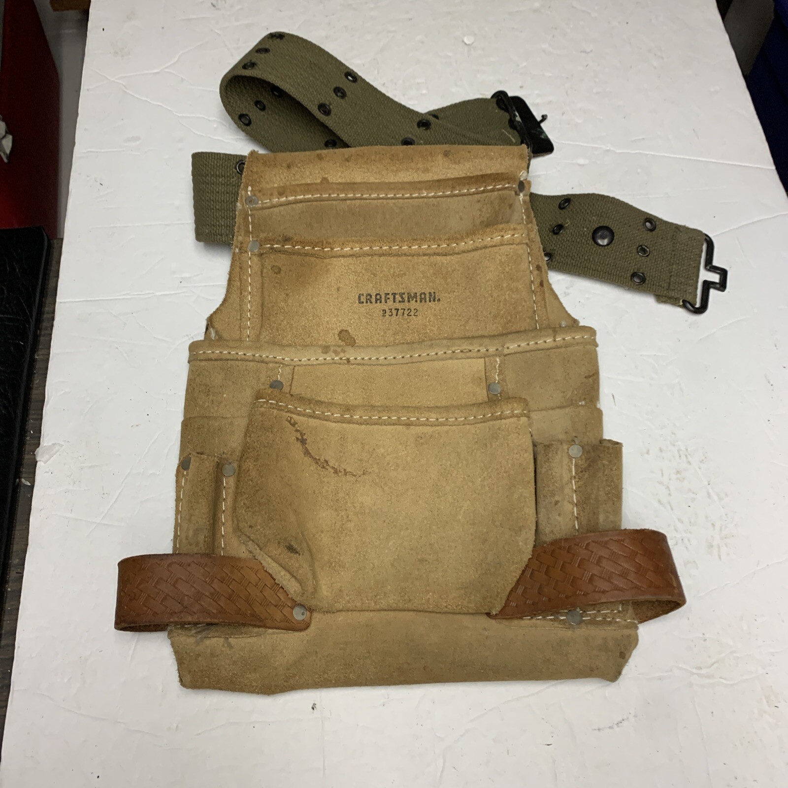 Craftsman Extra-Large Leather Nail /Tool Bag 37722 Leather Belt