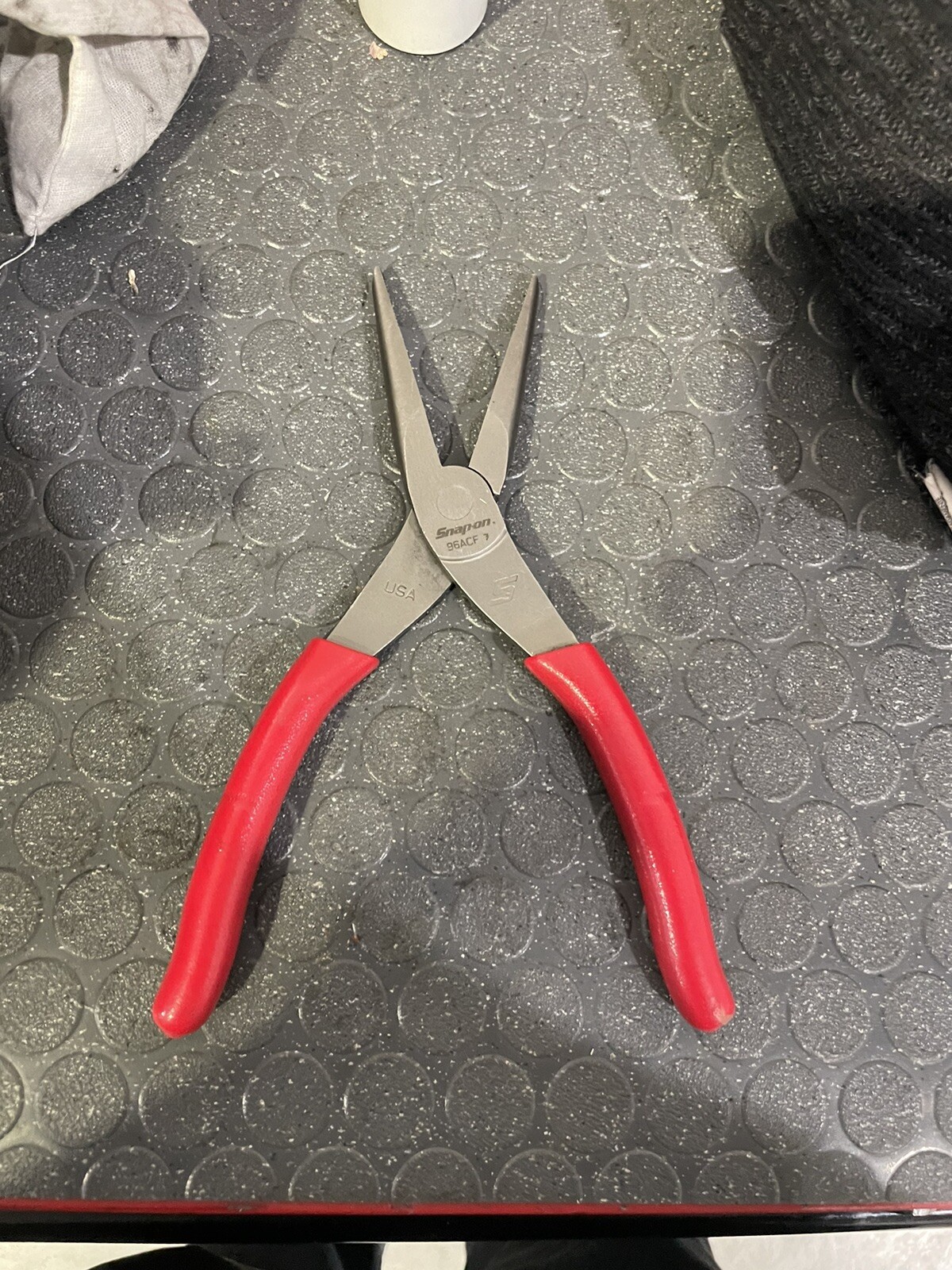 Snap on 96ACF 8″ Talon Grip Red Needle Nose Pliers New