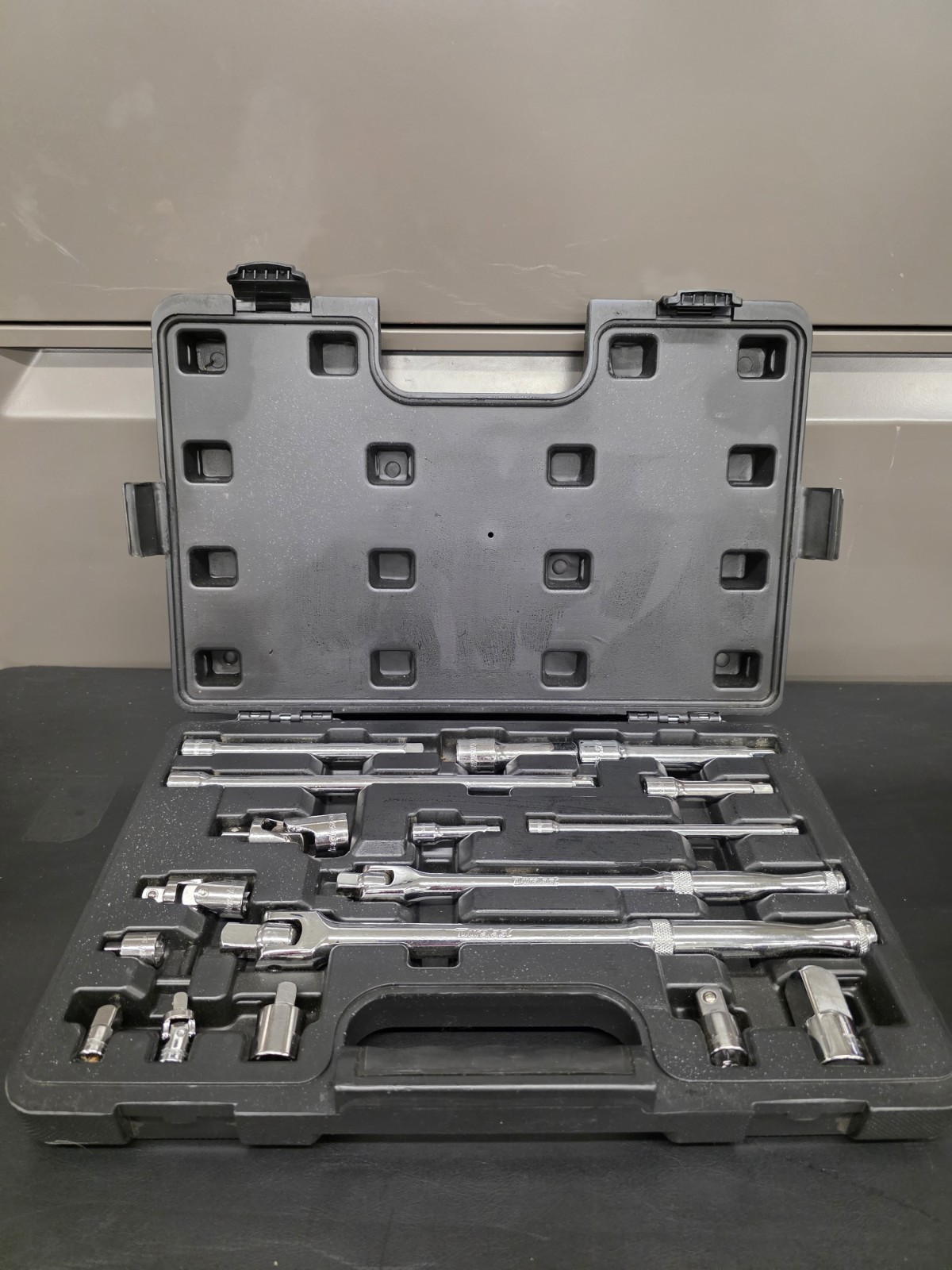 Duralast 17pc Master Accessory Set Extensions U-Joints Breaker Bar 1/4 3/8 1/2