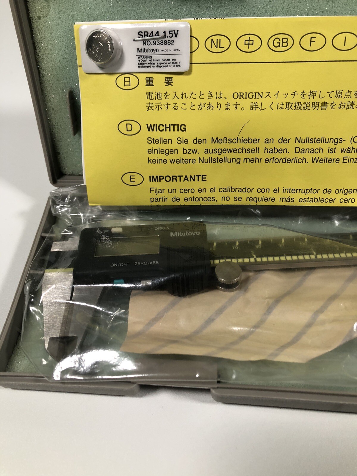 NEW Mitutoyo 500-175 Series 0 to 6″ SAE & Metric Steel Digital Absolute Caliper